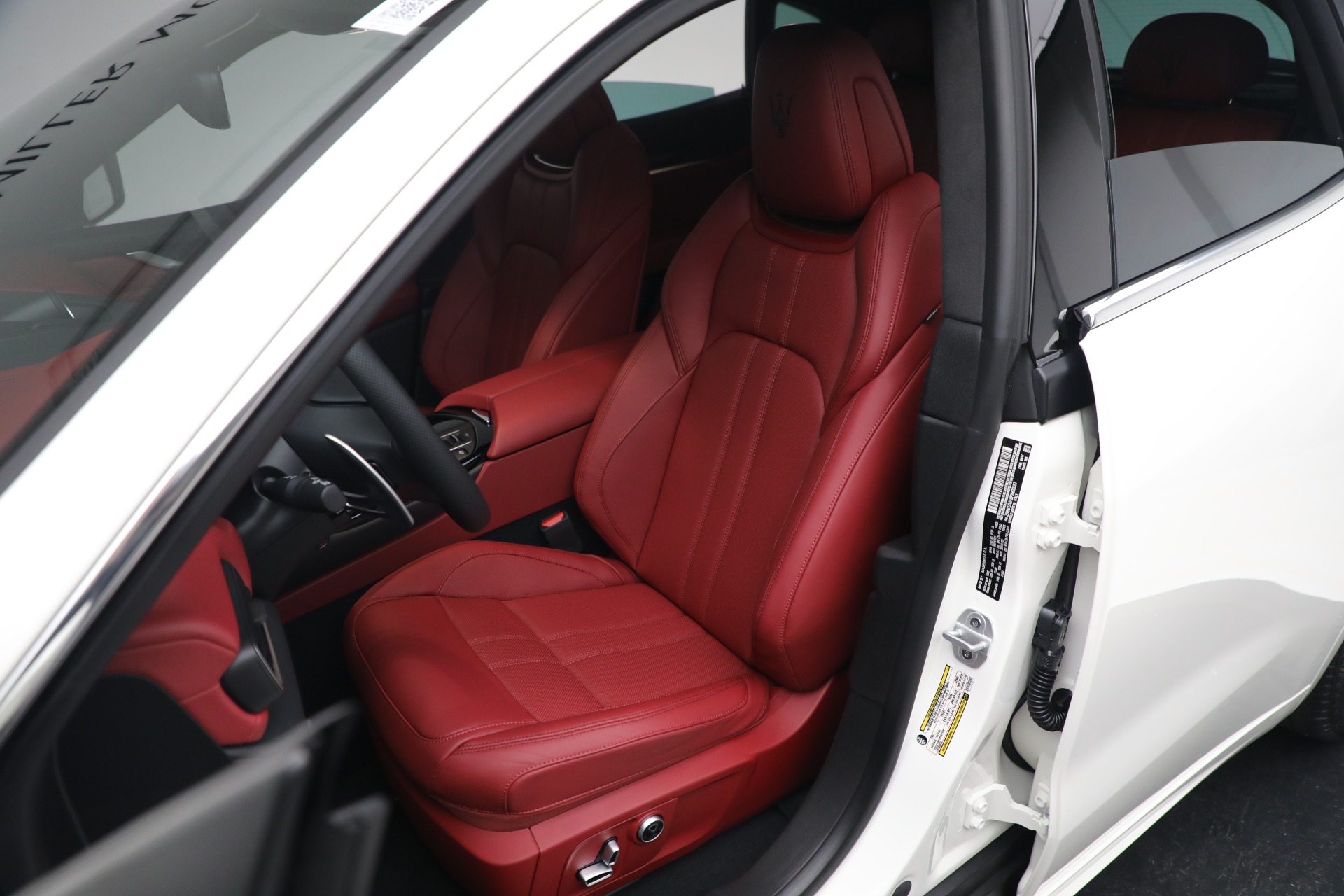 New 2023 Maserati Levante GT | St. Petersburg, FL