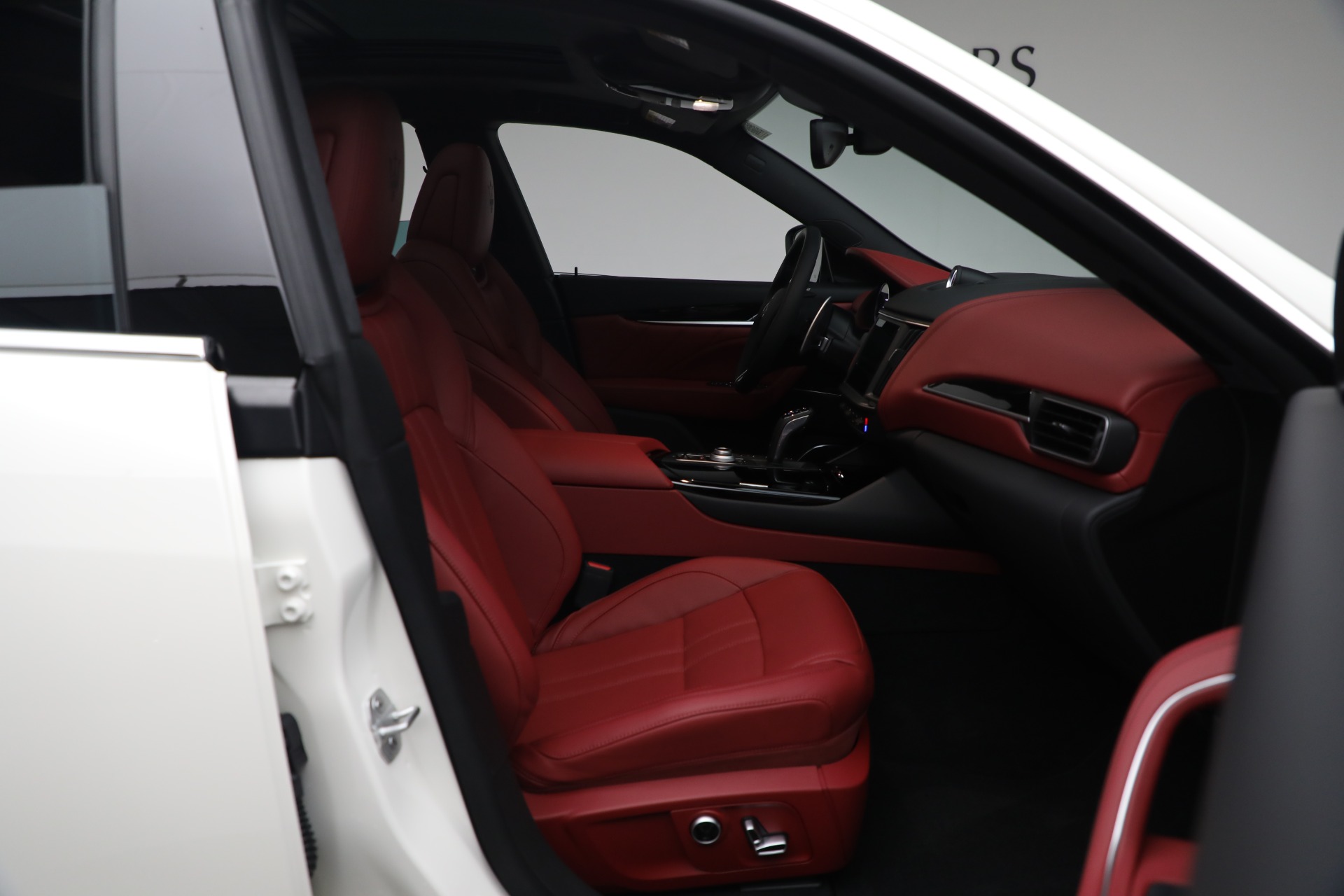 New 2023 Maserati Levante GT | St. Petersburg, FL