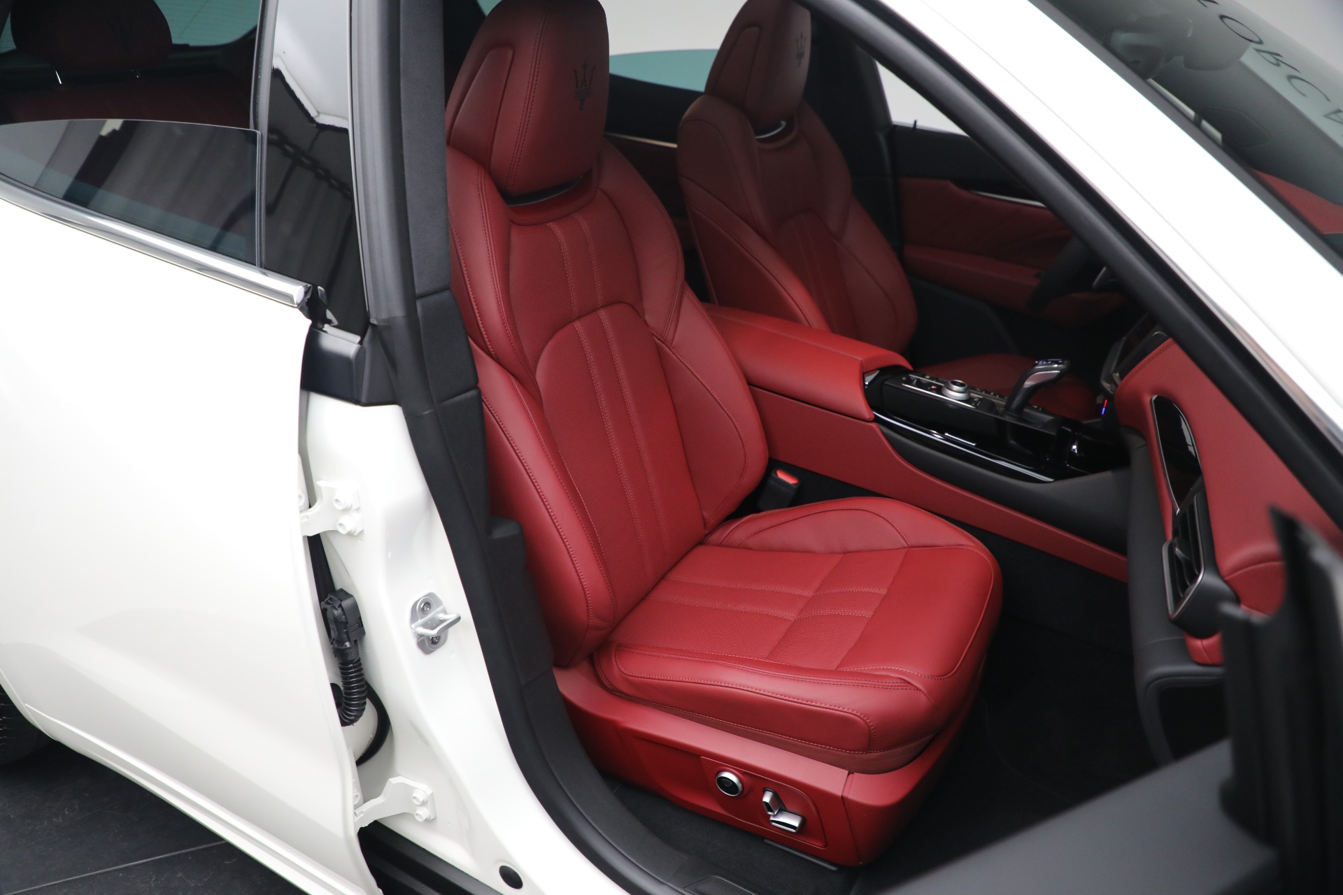 New 2023 Maserati Levante GT | St. Petersburg, FL