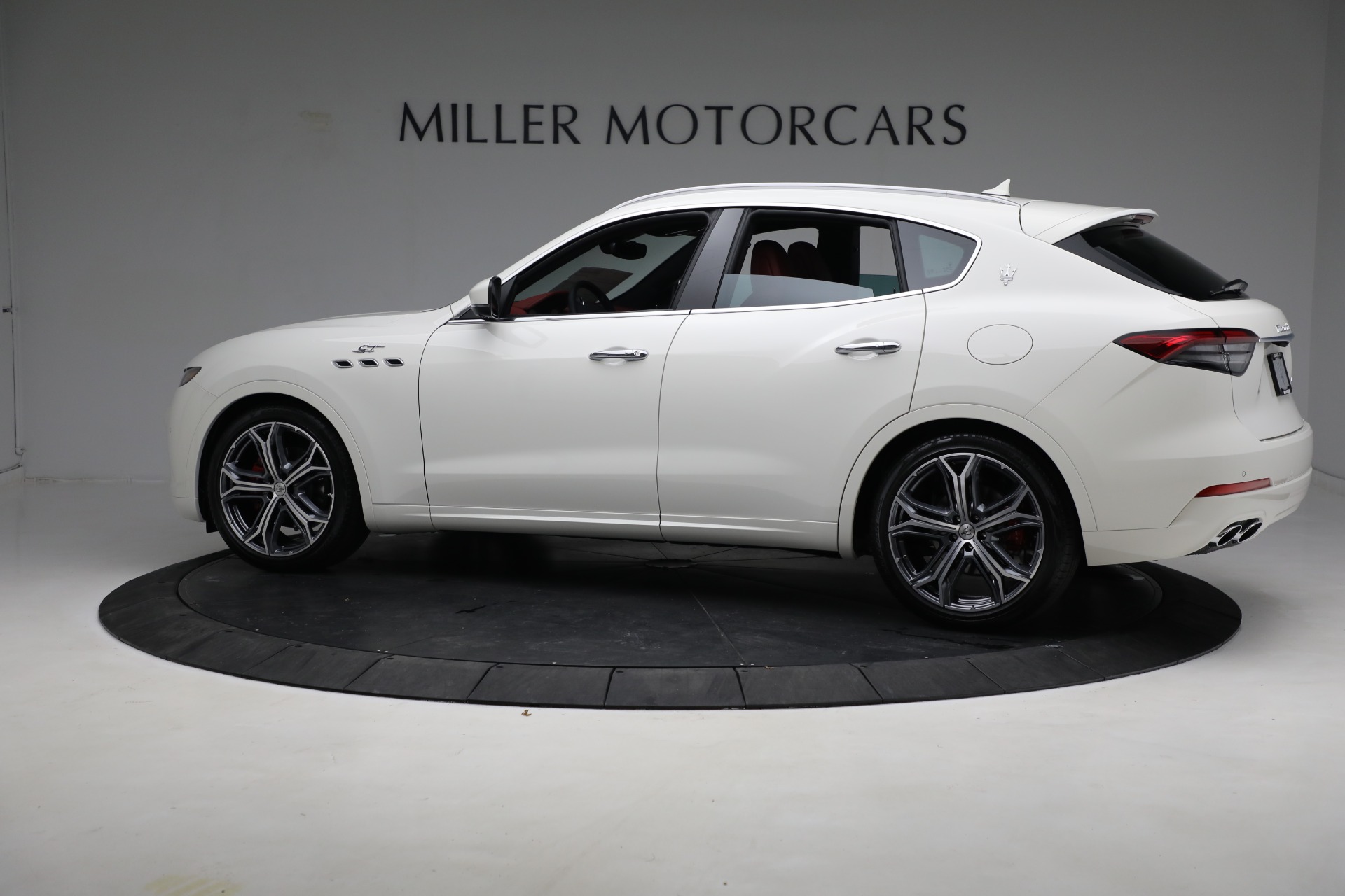 New 2023 Maserati Levante GT | St. Petersburg, FL
