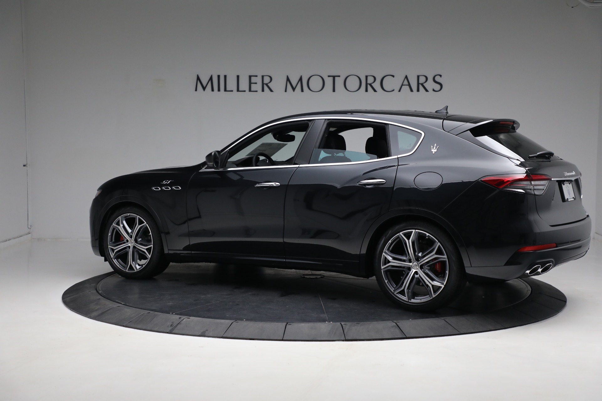 New 2023 Maserati Levante GT | St. Petersburg, FL
