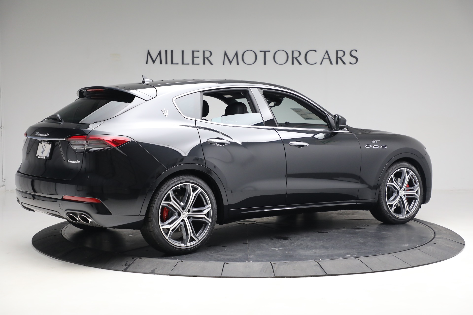 New 2023 Maserati Levante GT | St. Petersburg, FL