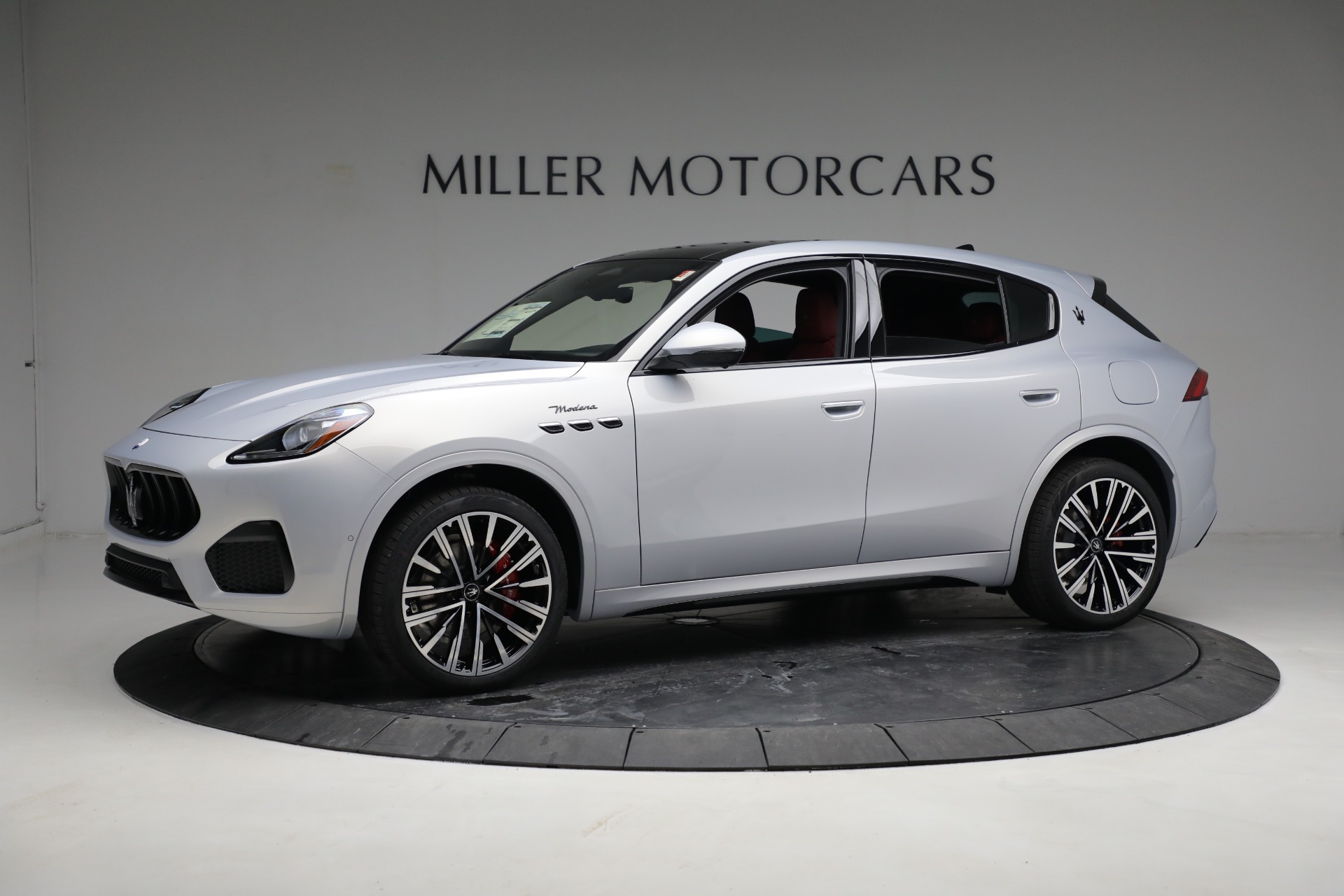New 2023 Maserati Grecale Modena | St. Petersburg, FL