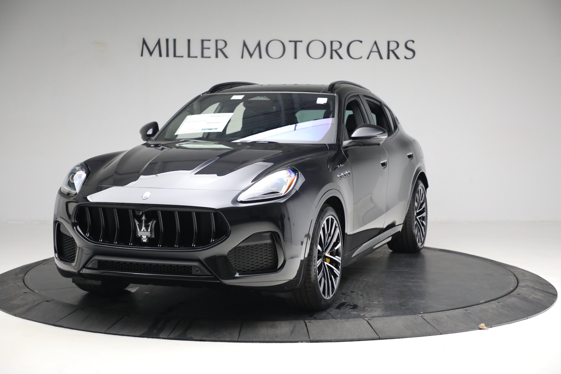 New 2023 Maserati Grecale Modena | St. Petersburg, FL