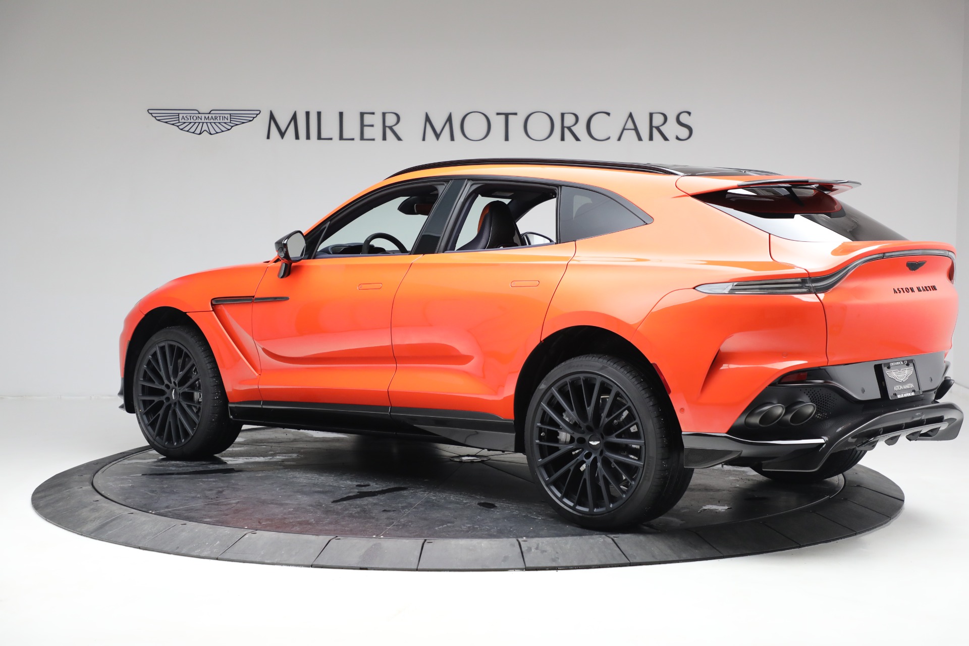 New 2023 Aston Martin DBX 707 | St. Petersburg, FL