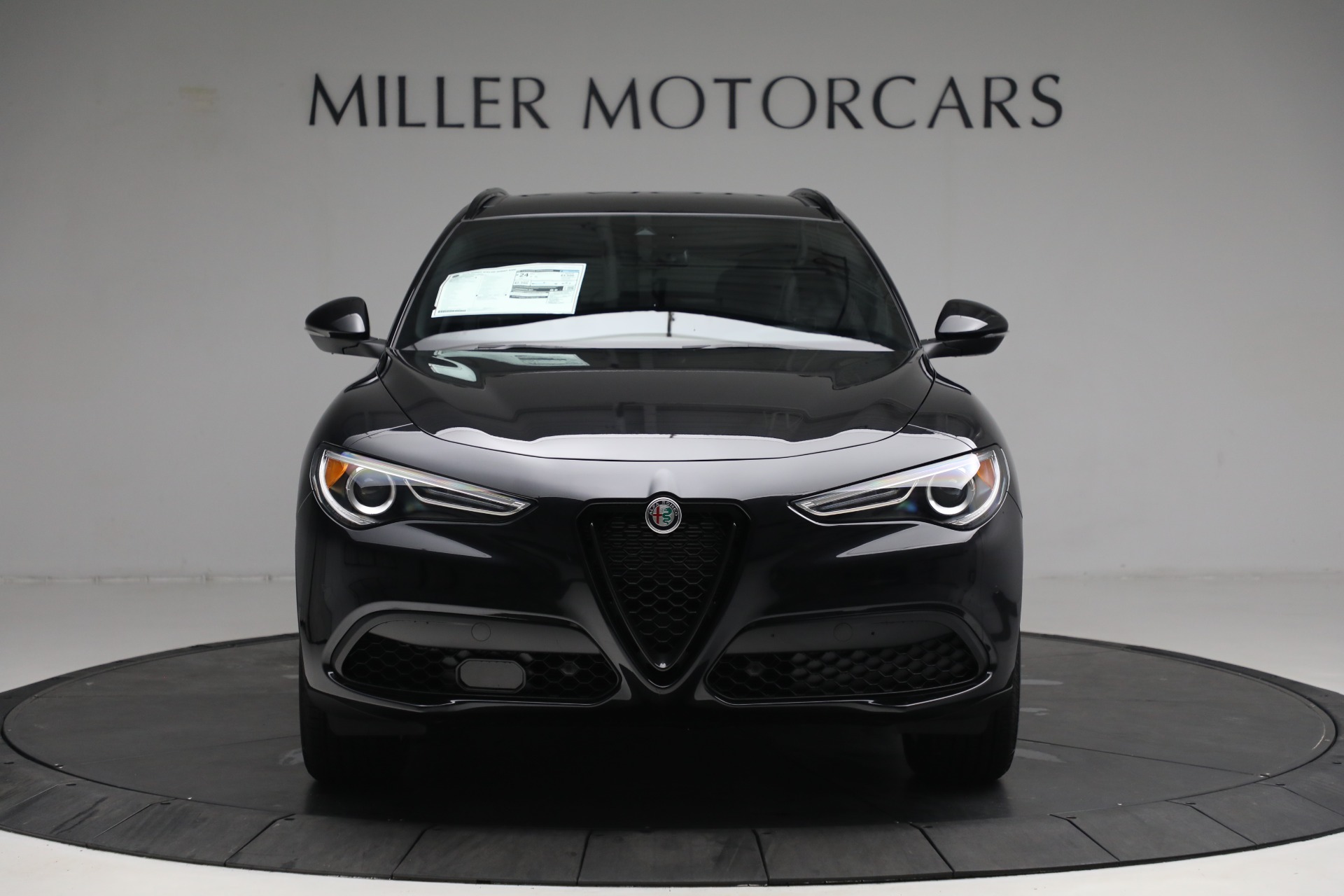 New 2023 Alfa Romeo Stelvio Sprint | St. Petersburg, FL