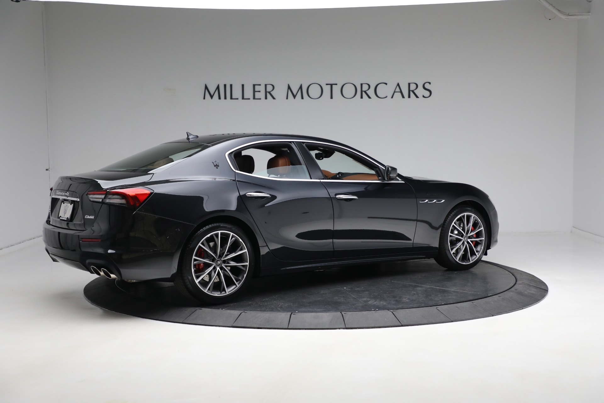New 2023 Maserati Ghibli Modena Q4 | St. Petersburg, FL