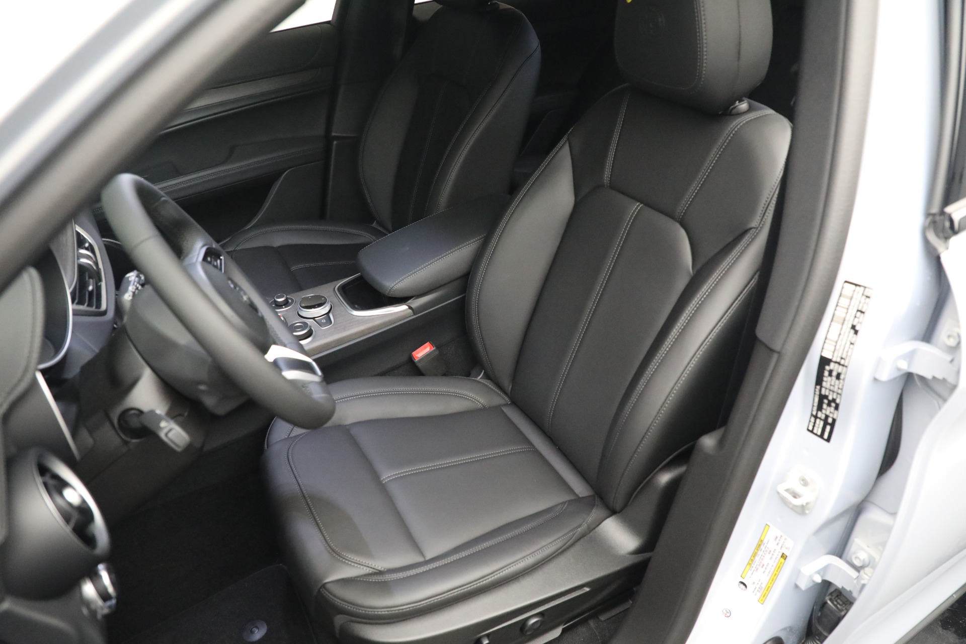 New 2023 Alfa Romeo Stelvio Ti | St. Petersburg, FL