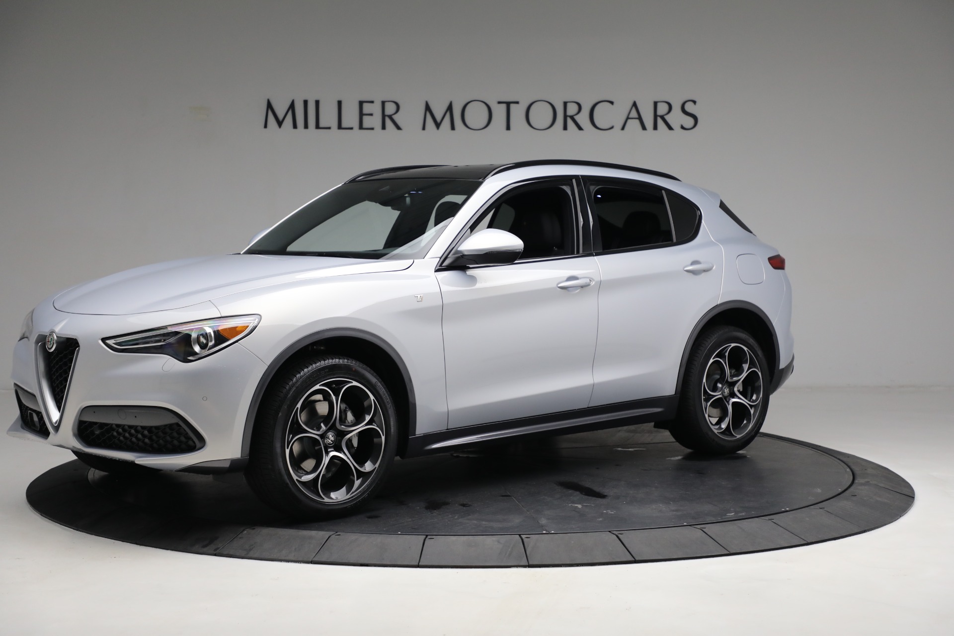 New 2023 Alfa Romeo Stelvio Ti | St. Petersburg, FL