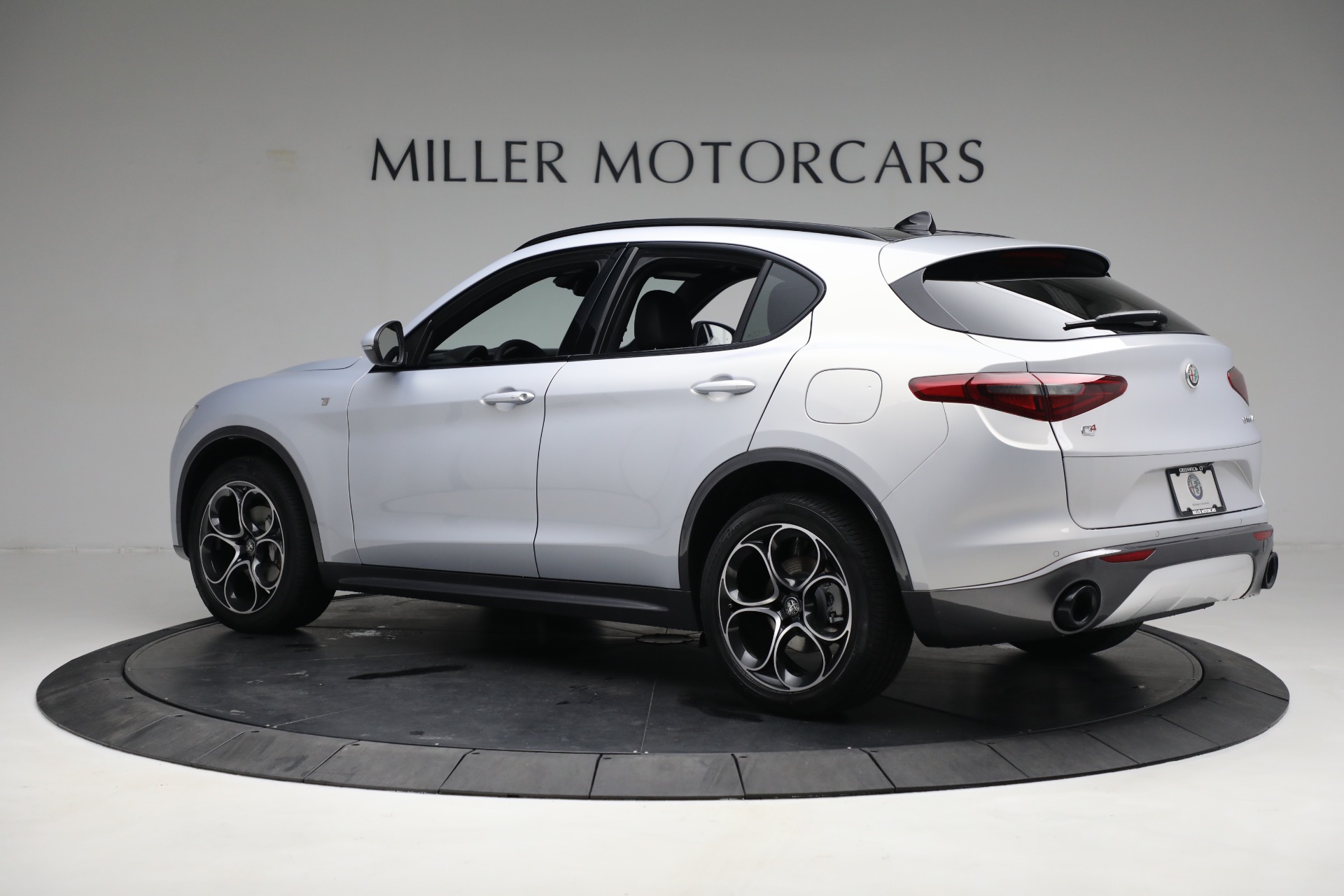 New 2023 Alfa Romeo Stelvio Ti | St. Petersburg, FL