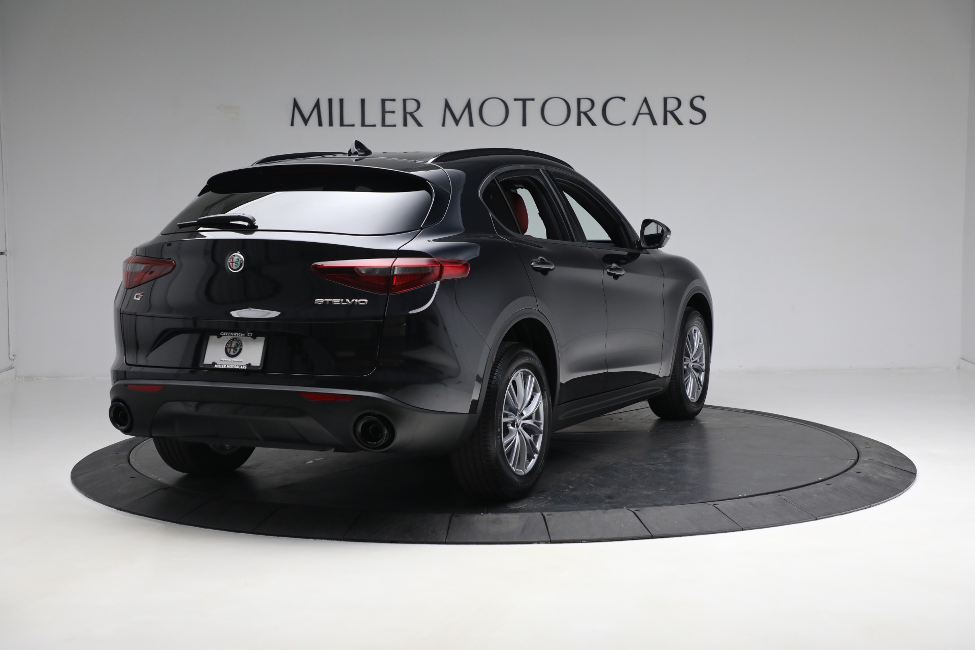 New 2023 Alfa Romeo Stelvio Sprint | St. Petersburg, FL