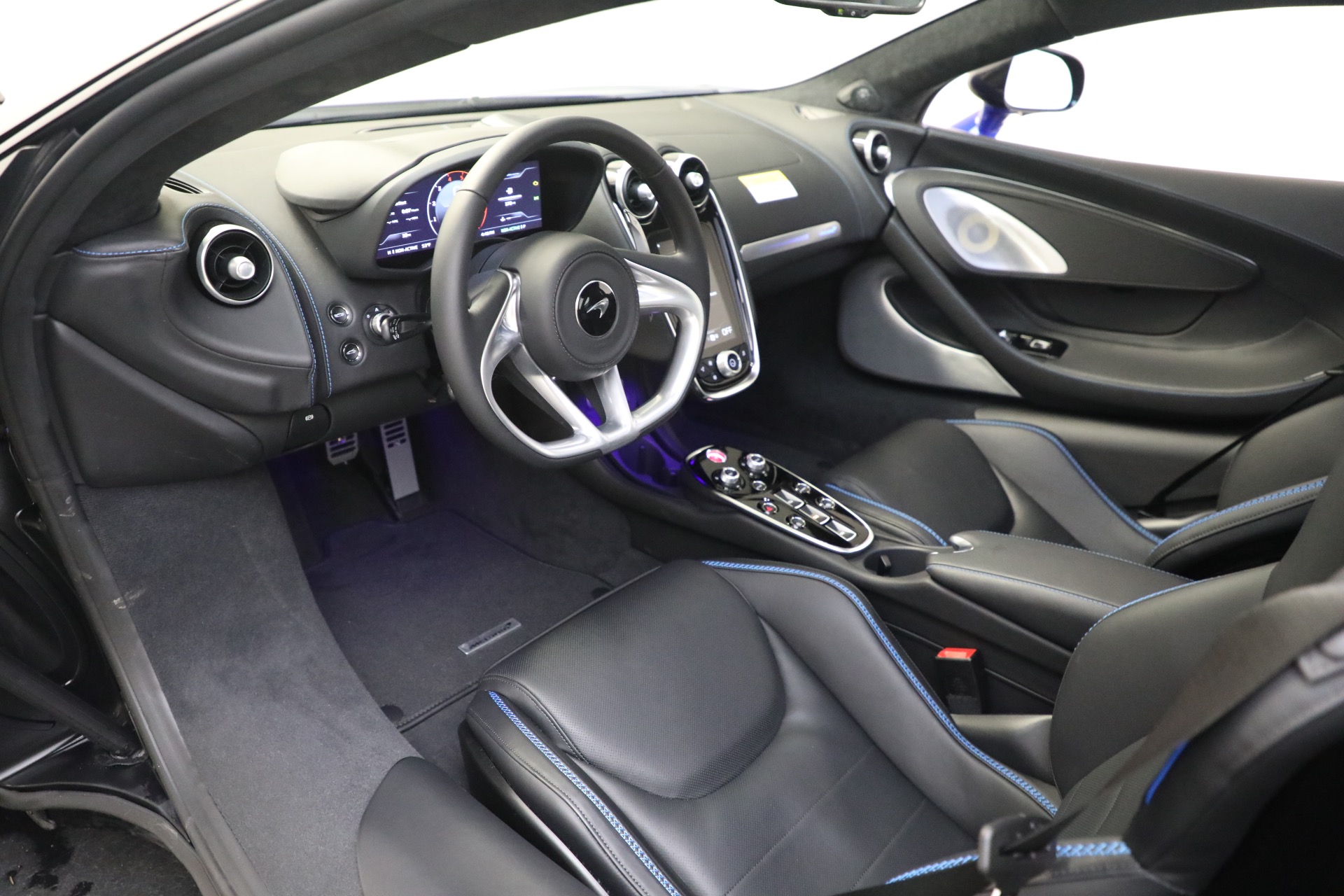 New 2023 McLaren GT Luxe | St. Petersburg, FL