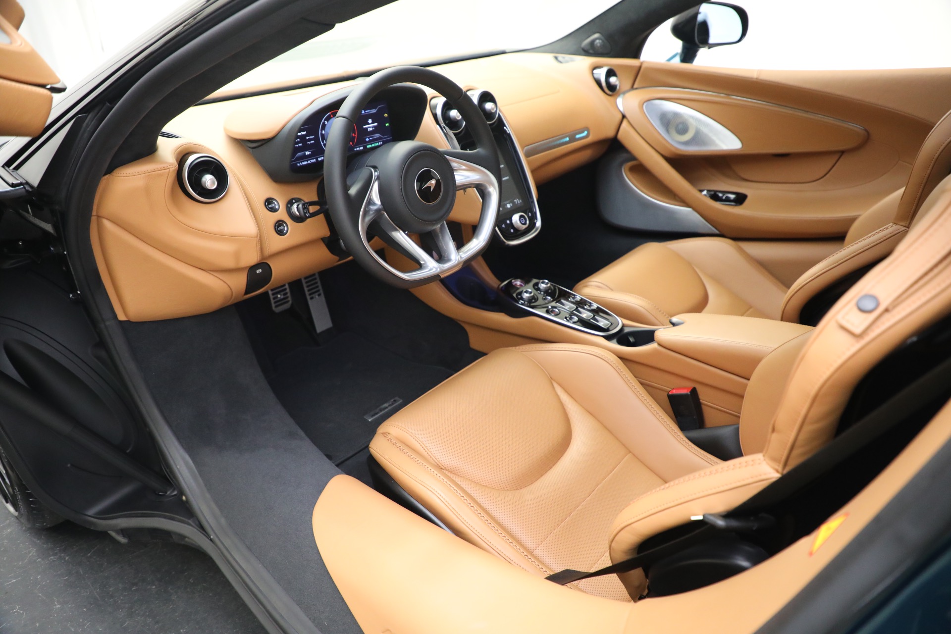 New 2023 McLaren GT Luxe | St. Petersburg, FL