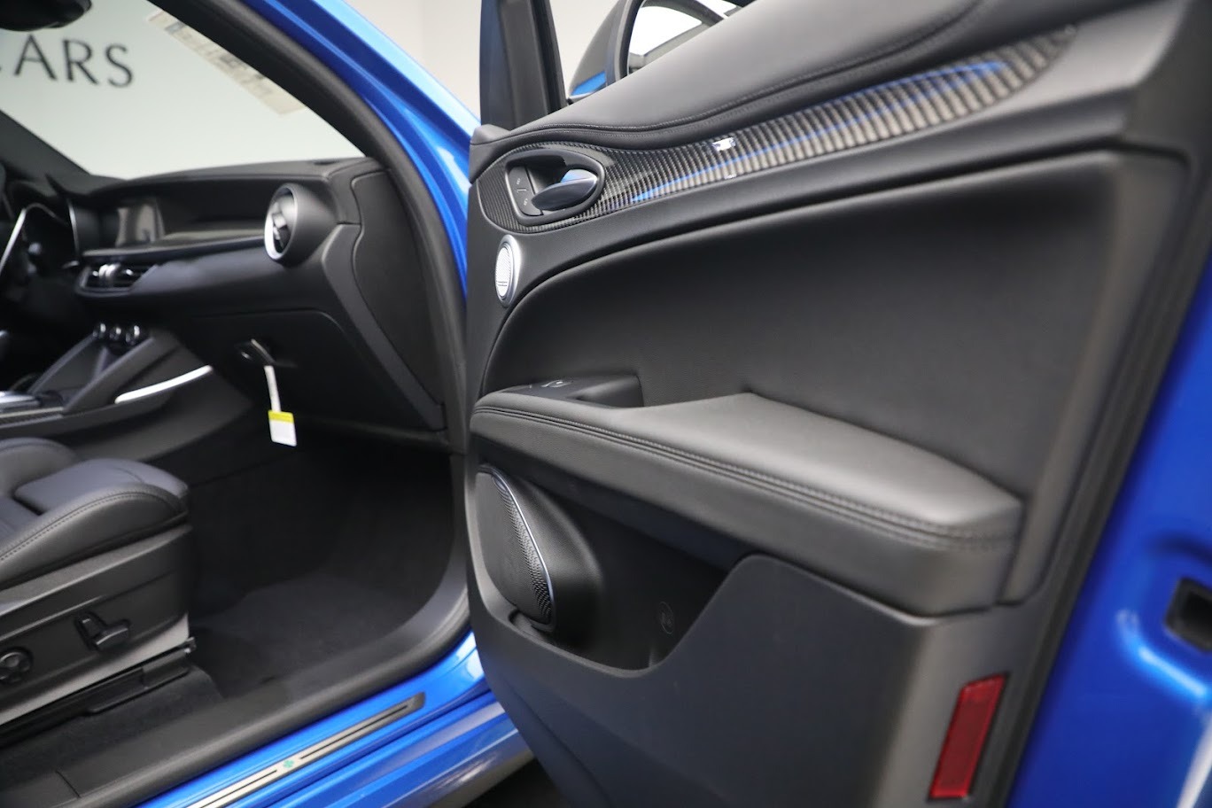 New 2023 Alfa Romeo Stelvio Quadrifoglio | St. Petersburg, FL