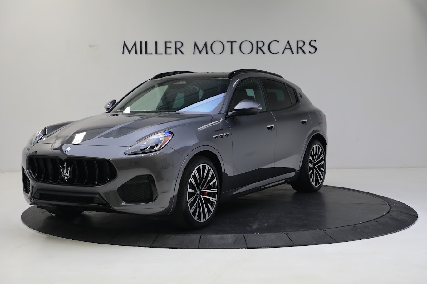 New 2023 Maserati Grecale Modena | St. Petersburg, FL