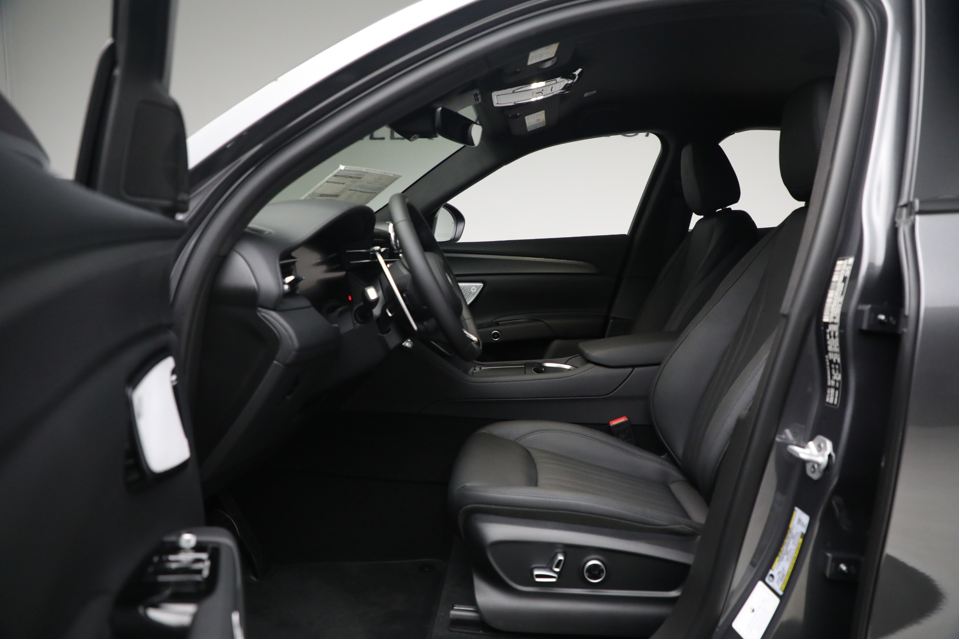 New 2023 Maserati Grecale GT | St. Petersburg, FL