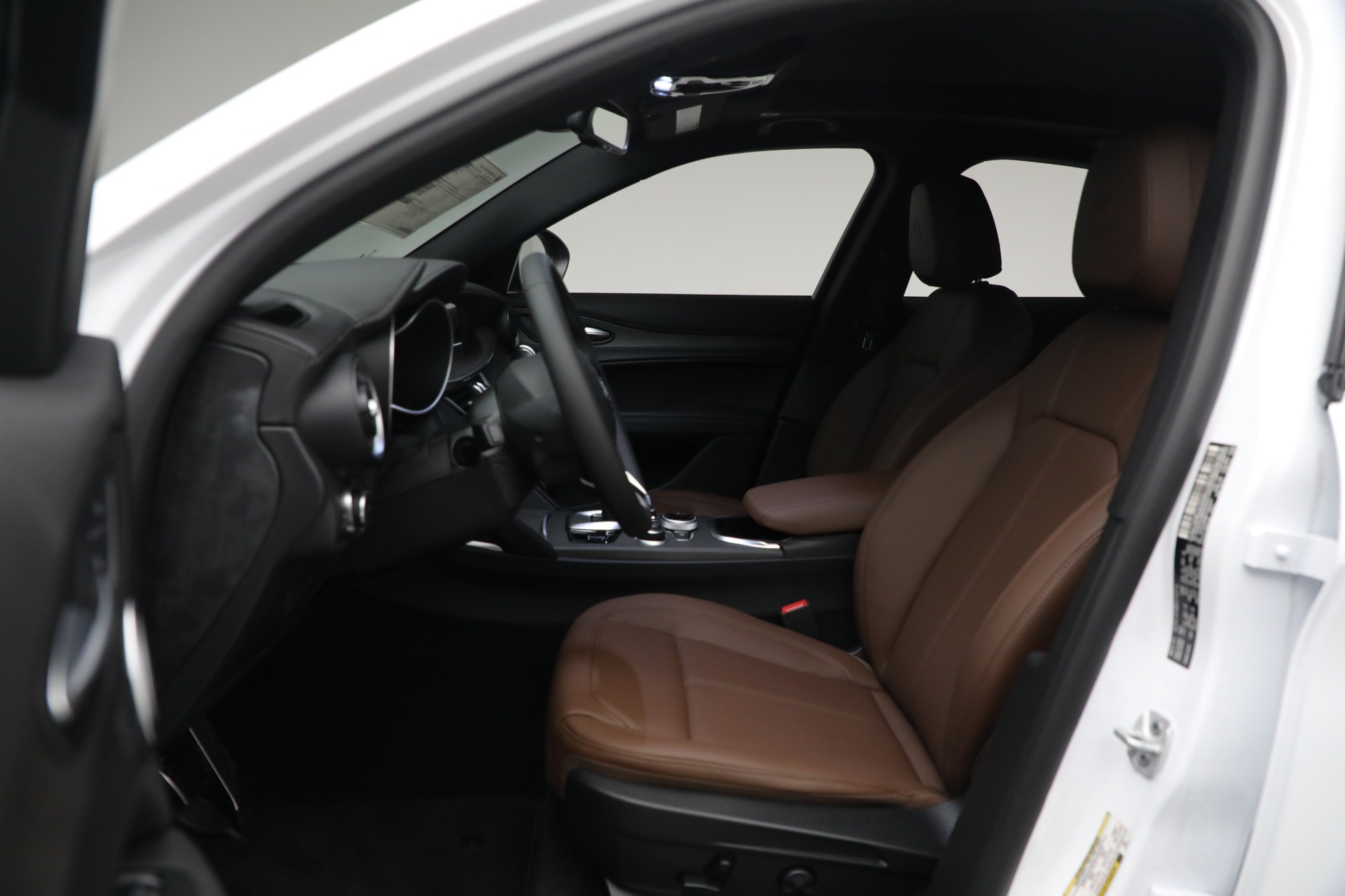 New 2023 Alfa Romeo Stelvio Ti | St. Petersburg, FL
