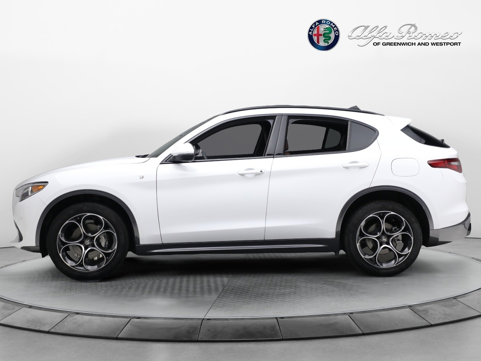 New 2023 Alfa Romeo Stelvio Ti | St. Petersburg, FL