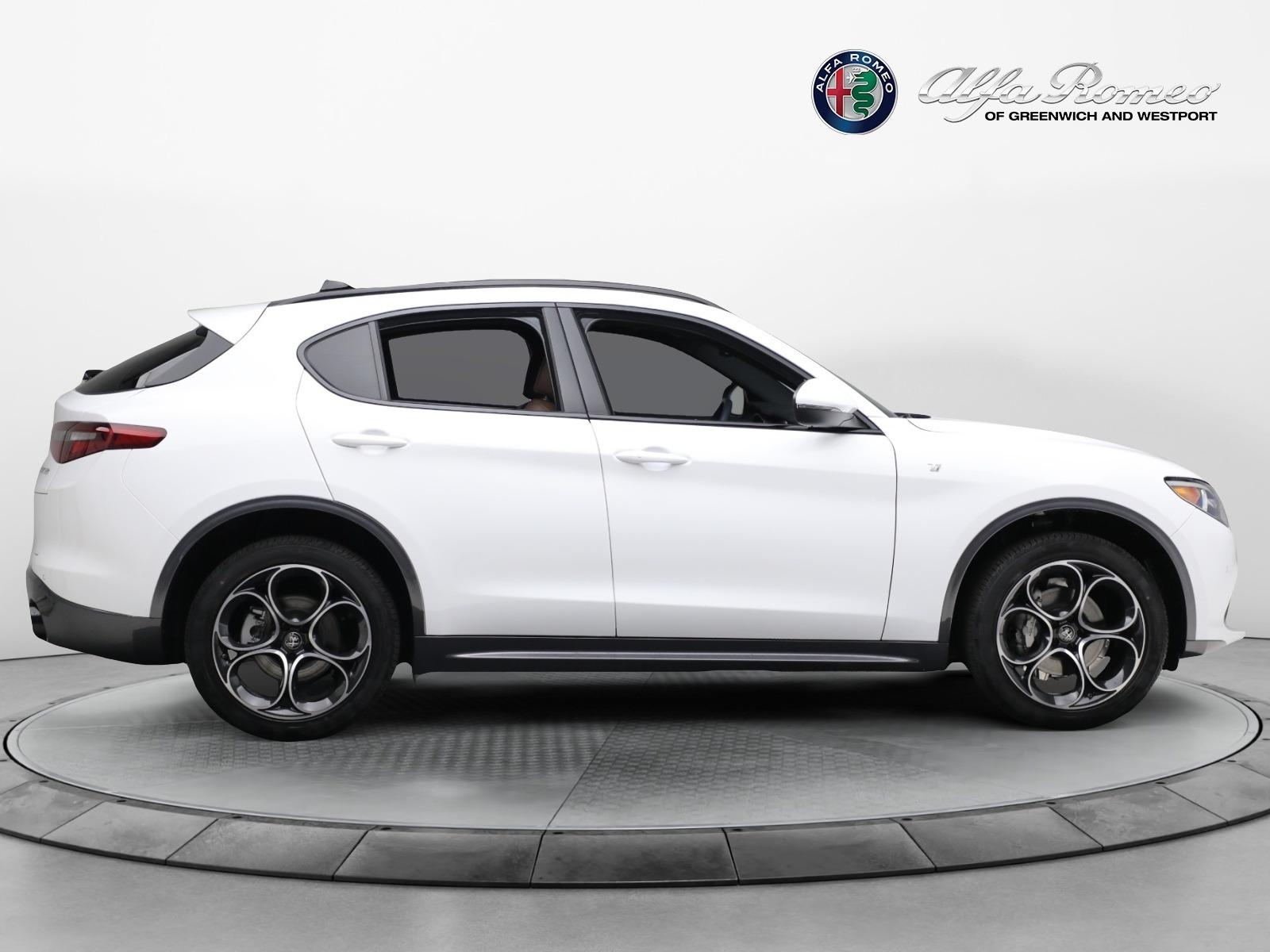 New 2023 Alfa Romeo Stelvio Ti | St. Petersburg, FL