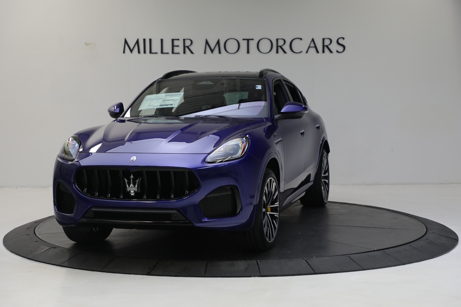 New 2023 Maserati Grecale Modena | St. Petersburg, FL
