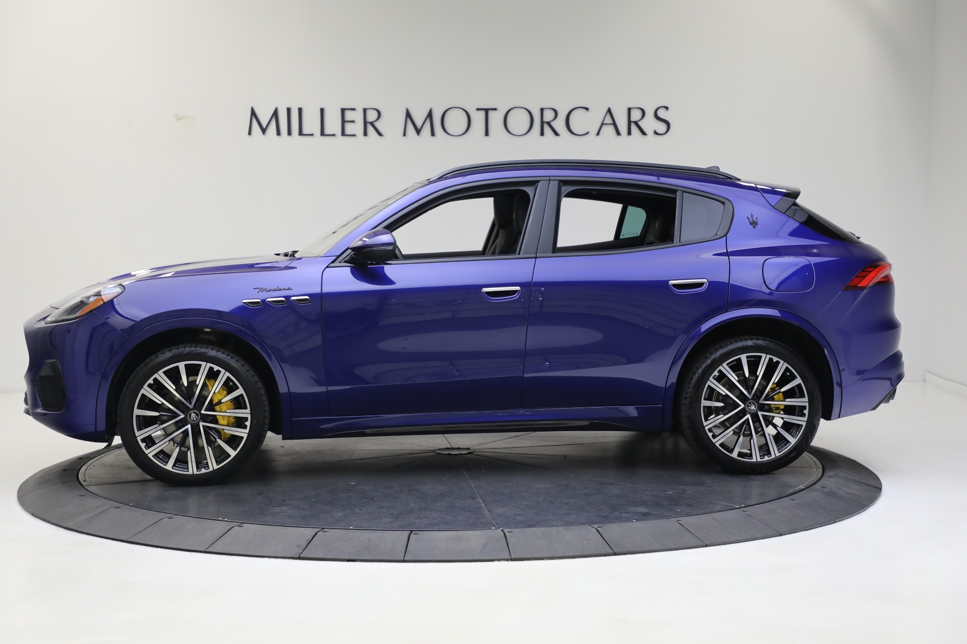 New 2023 Maserati Grecale Modena | St. Petersburg, FL