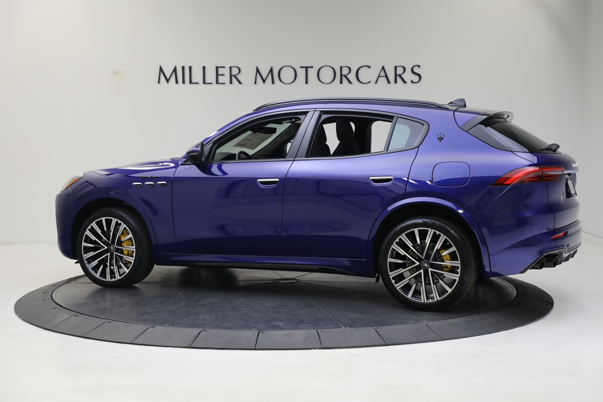 New 2023 Maserati Grecale Modena | St. Petersburg, FL