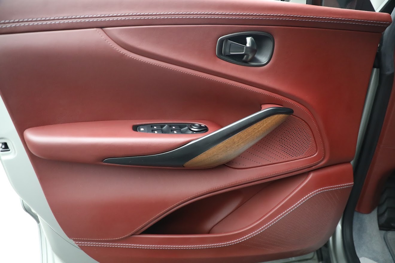 Used 2021 Aston Martin DBX | St. Petersburg, FL