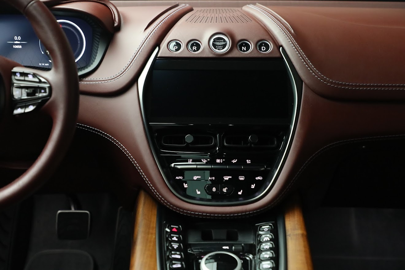 Used 2021 Aston Martin DBX | St. Petersburg, FL