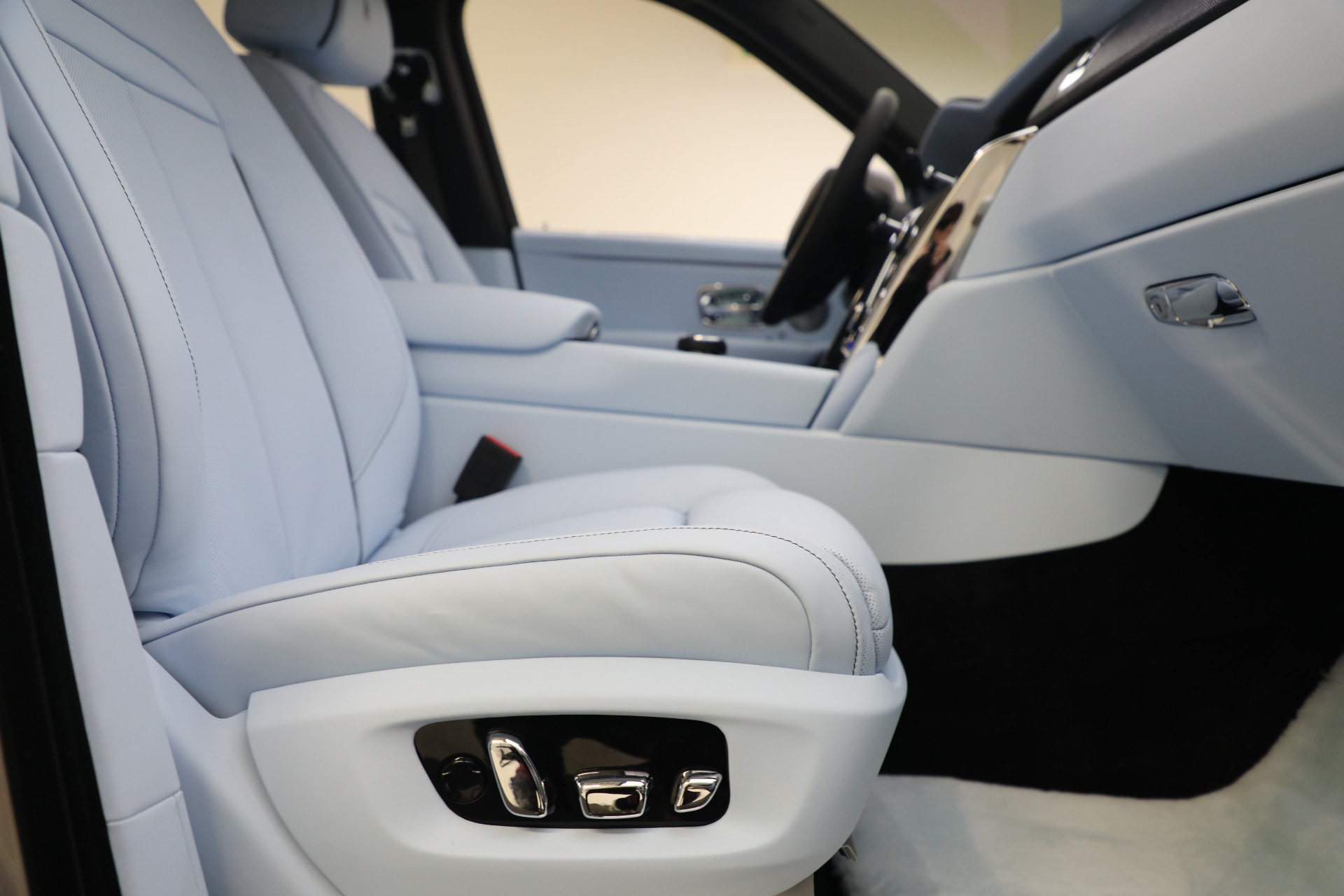 New 2023 Rolls-Royce Cullinan | St. Petersburg, FL