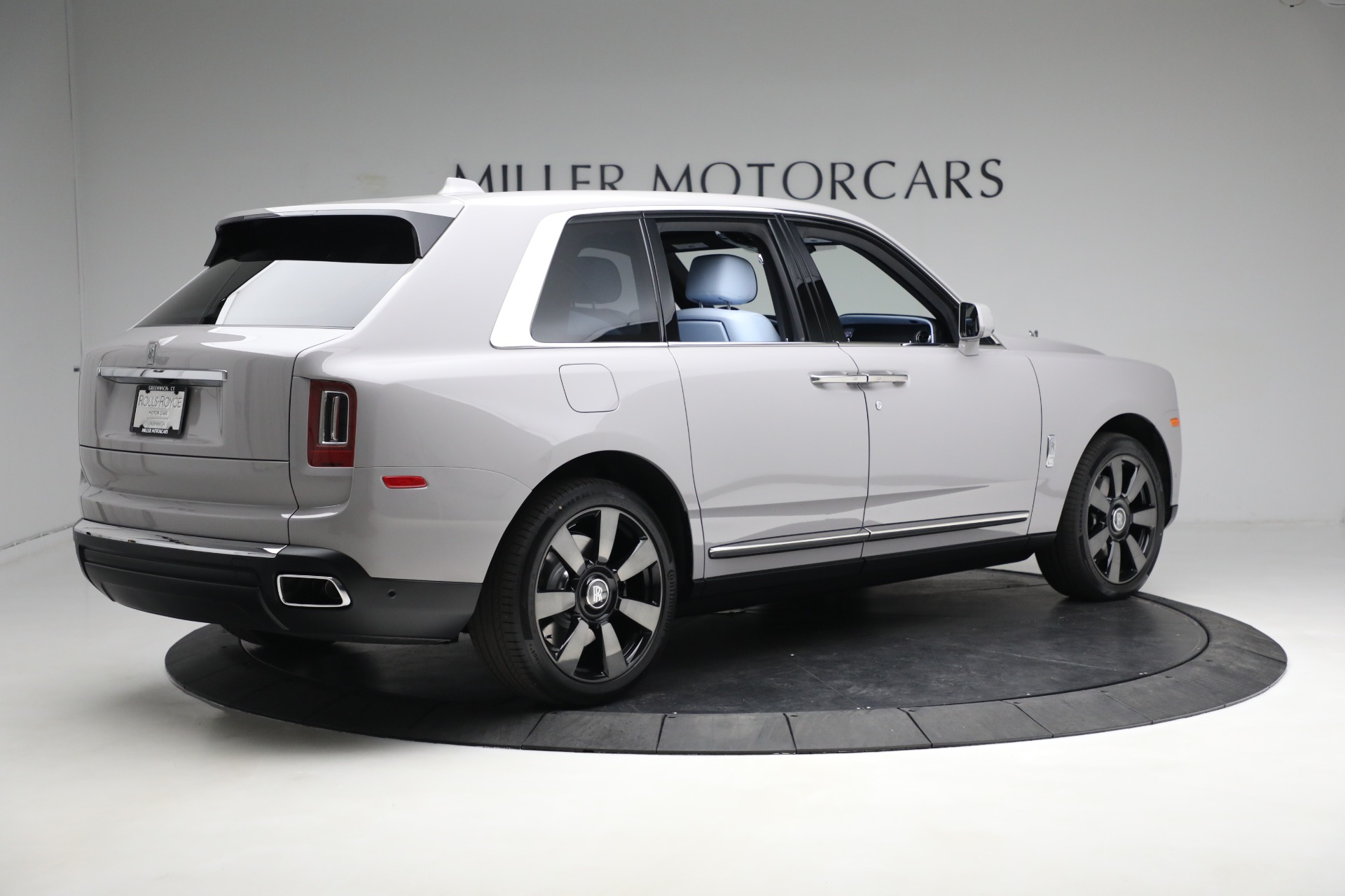 New 2023 Rolls-Royce Cullinan | St. Petersburg, FL