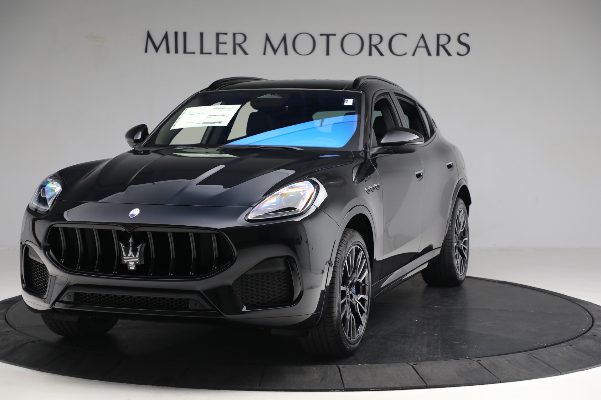 New 2023 Maserati Grecale Modena | St. Petersburg, FL
