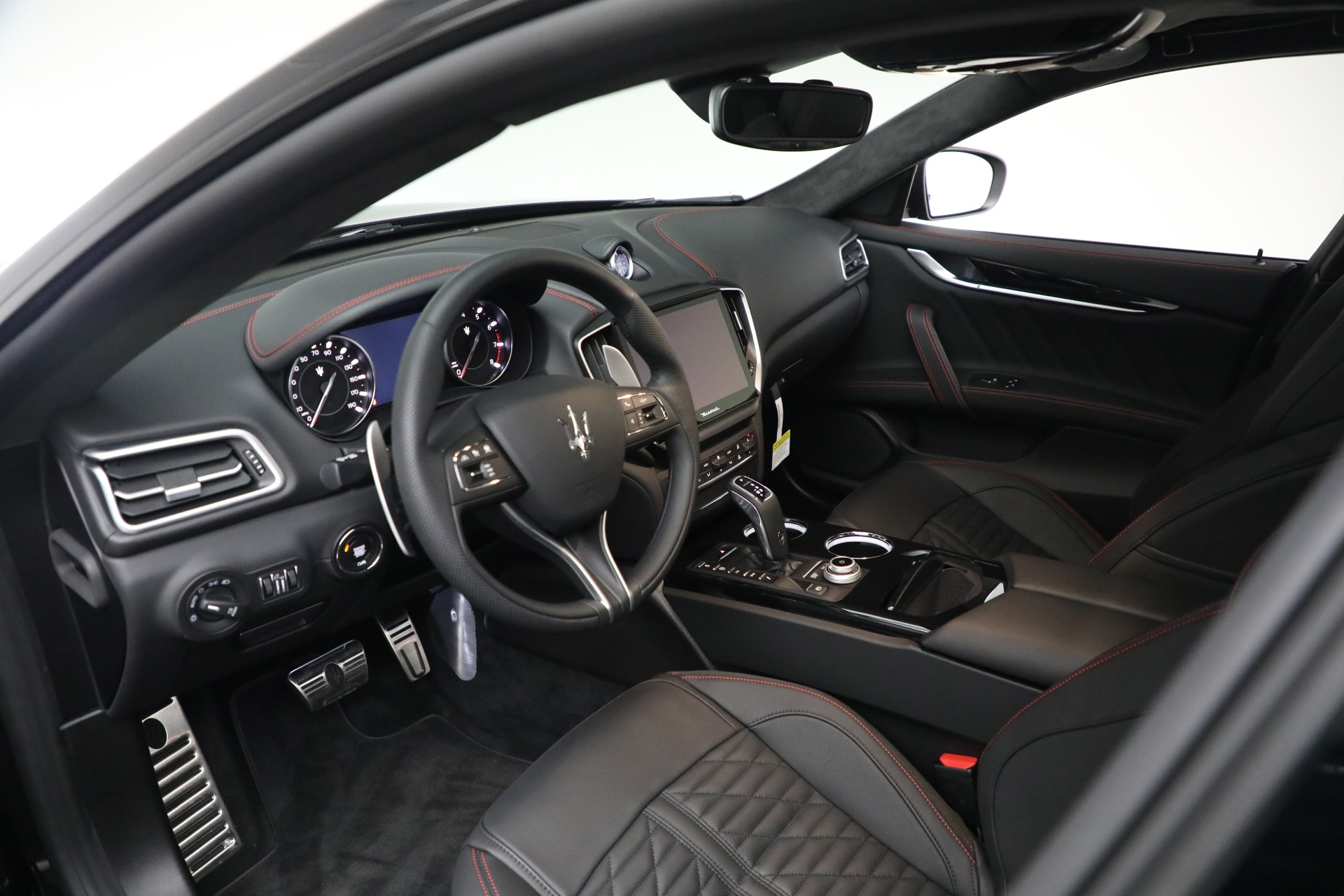 New 2023 Maserati Ghibli Modena Q4 | St. Petersburg, FL