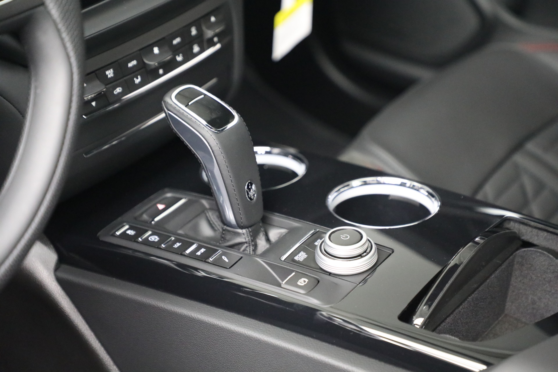 New 2023 Maserati Ghibli Modena Q4 | St. Petersburg, FL