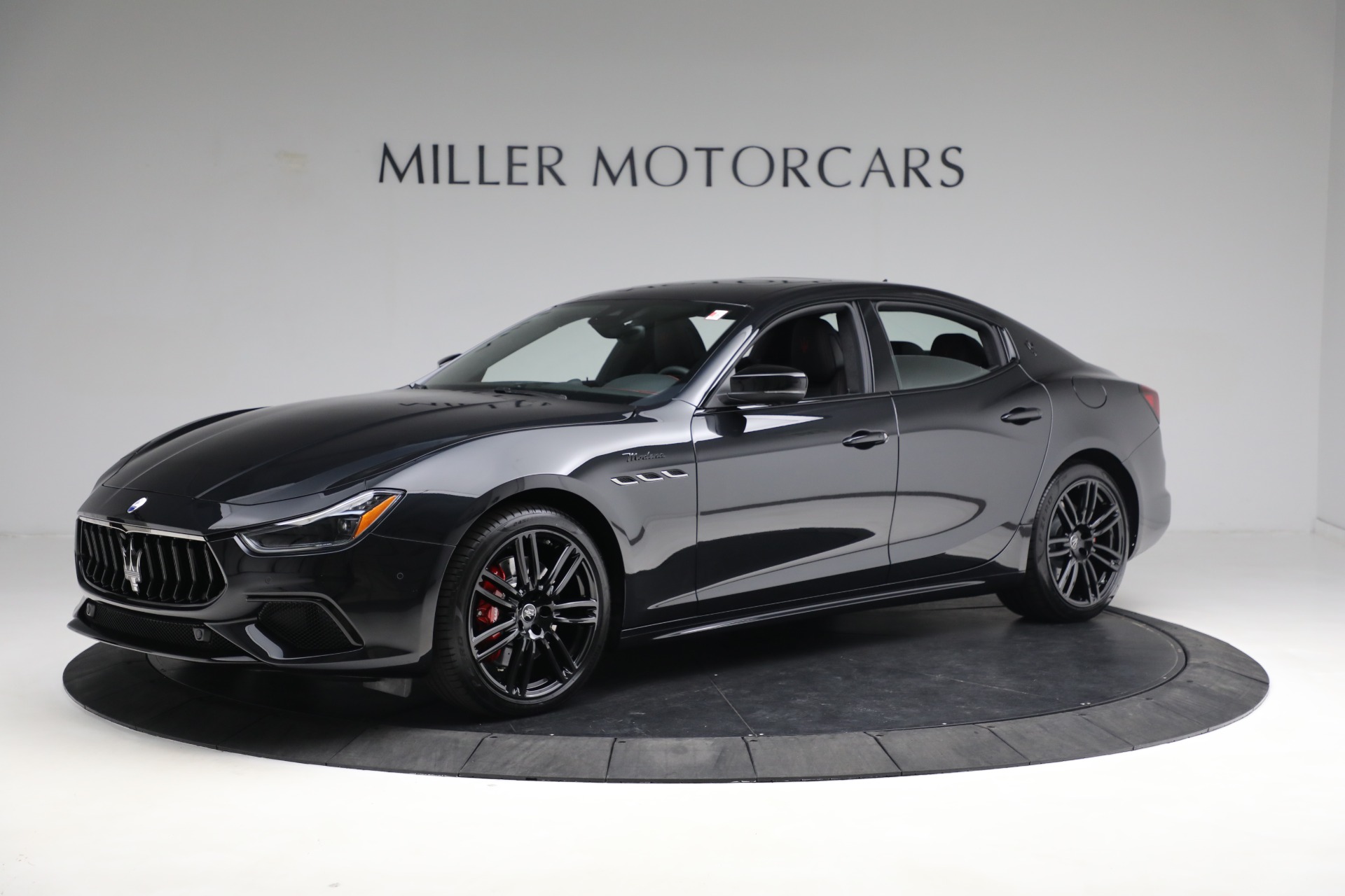 New 2023 Maserati Ghibli Modena Q4 | St. Petersburg, FL
