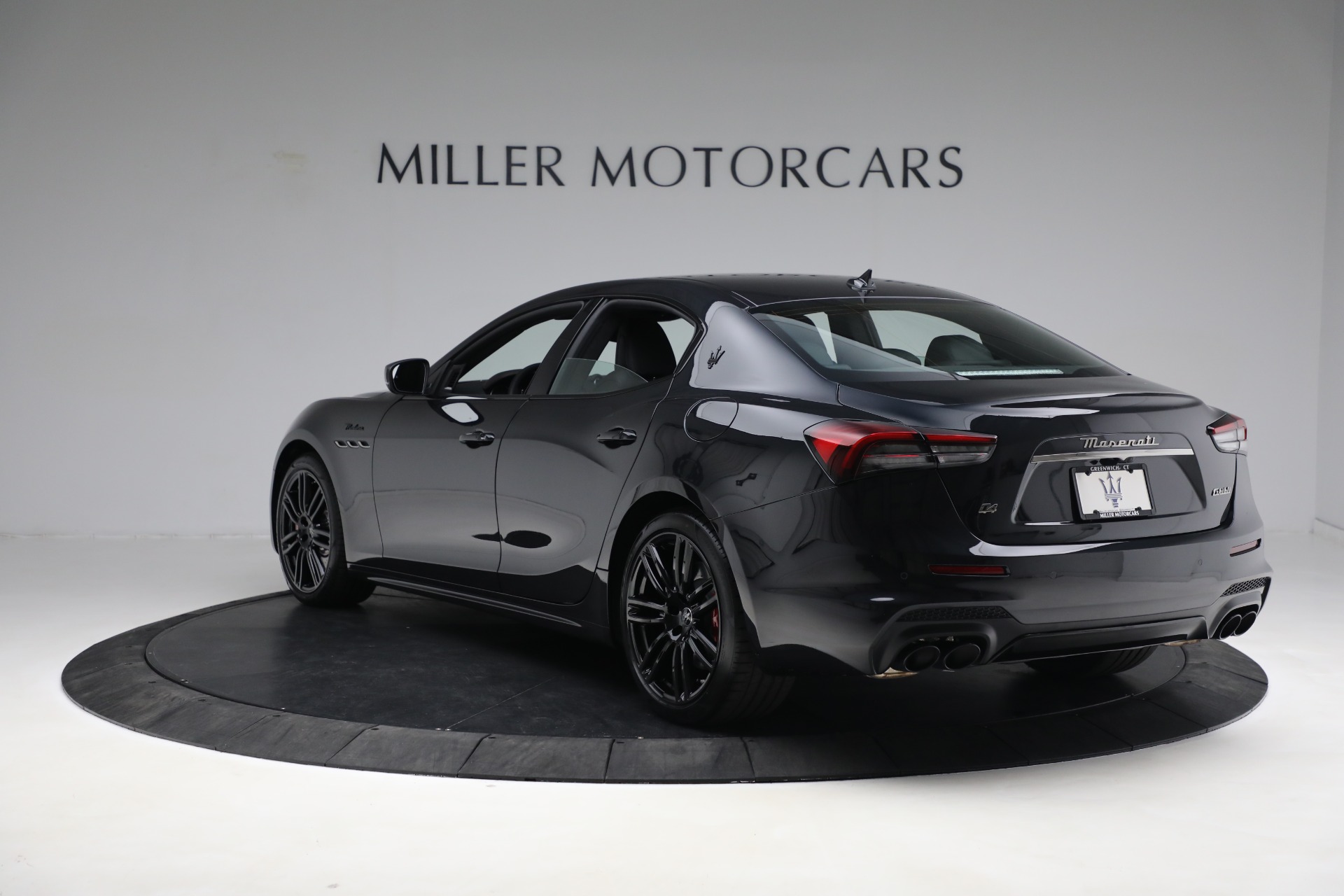 New 2023 Maserati Ghibli Modena Q4 | St. Petersburg, FL
