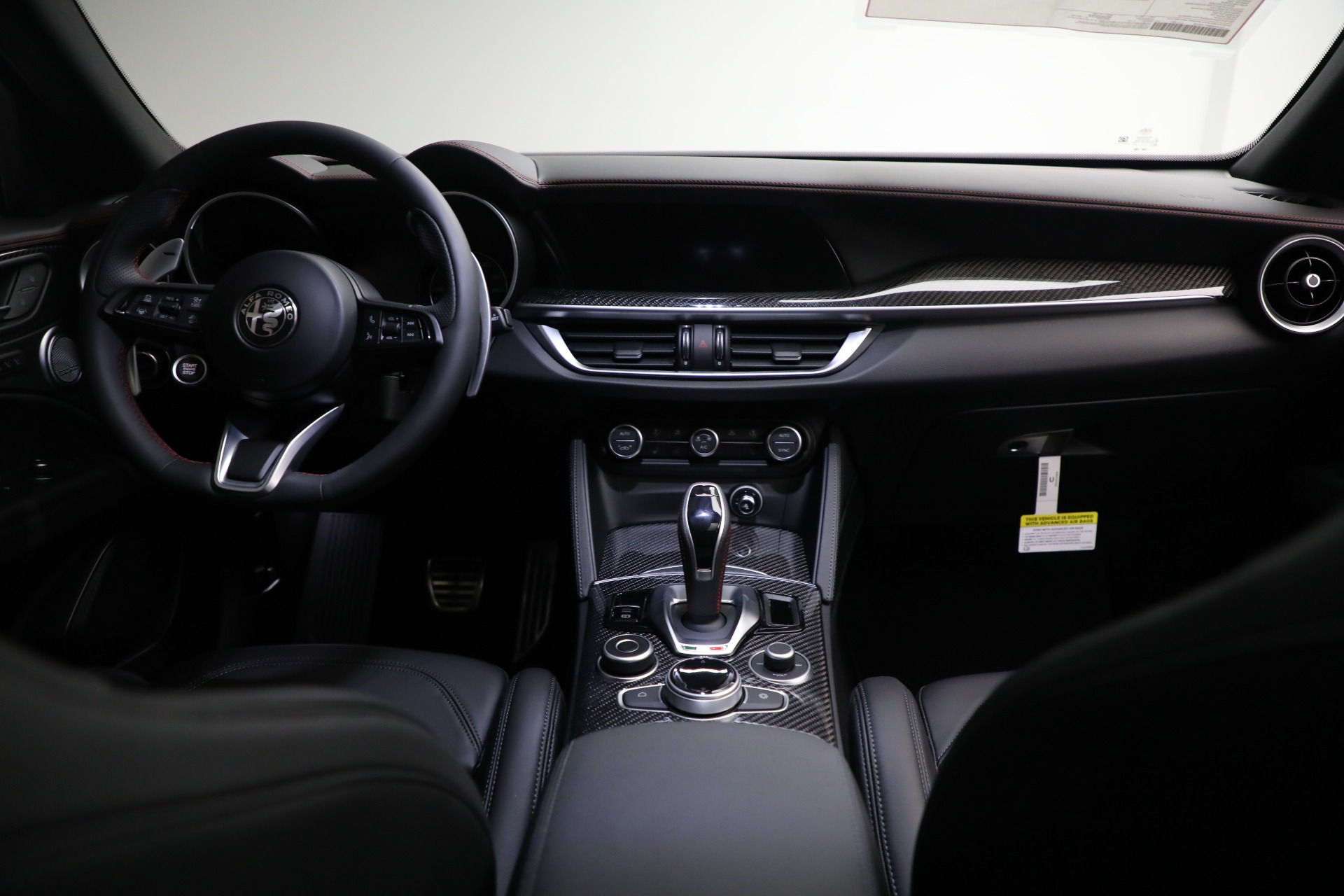 New 2023 Alfa Romeo Stelvio Estrema | St. Petersburg, FL