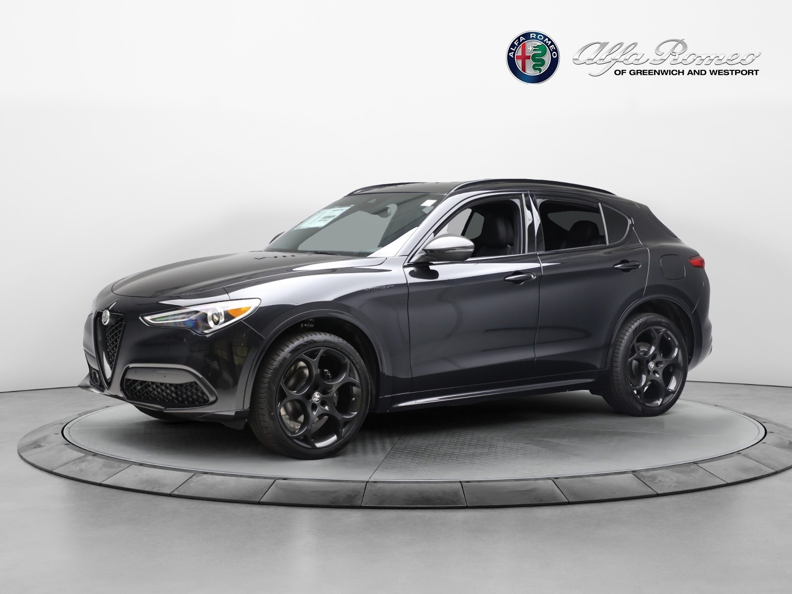 New 2023 Alfa Romeo Stelvio Estrema | St. Petersburg, FL