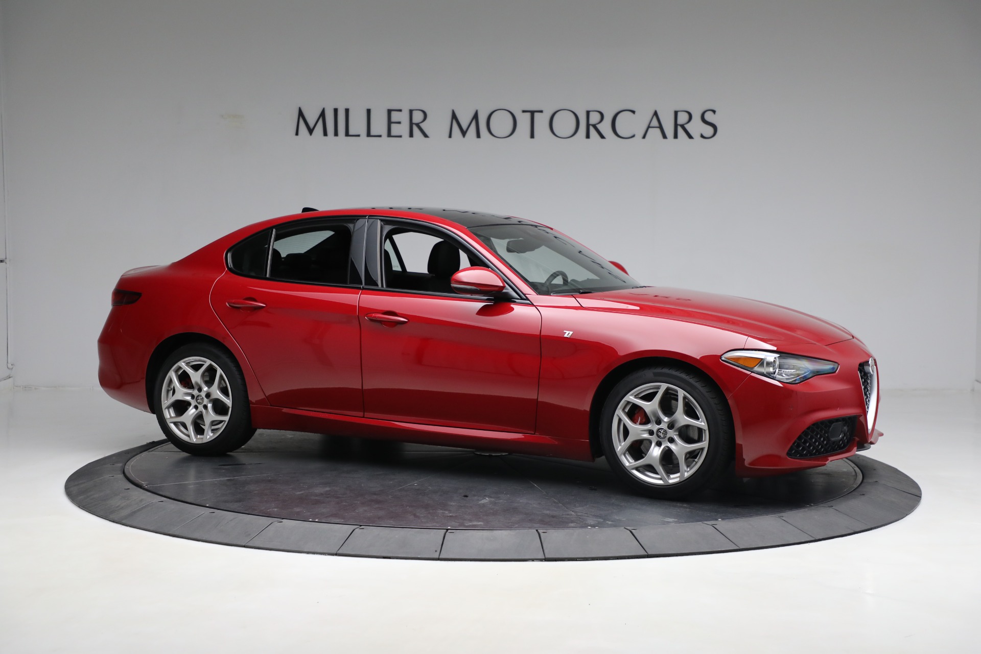 New 2023 Alfa Romeo Giulia Ti | St. Petersburg, FL