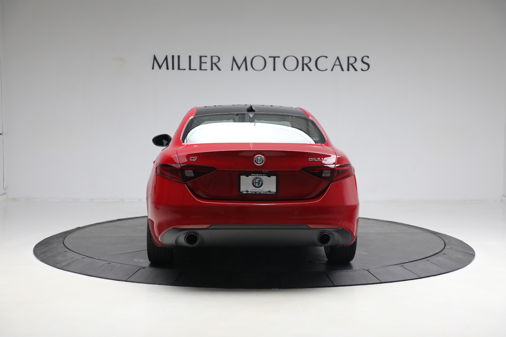 New 2023 Alfa Romeo Giulia Ti | St. Petersburg, FL