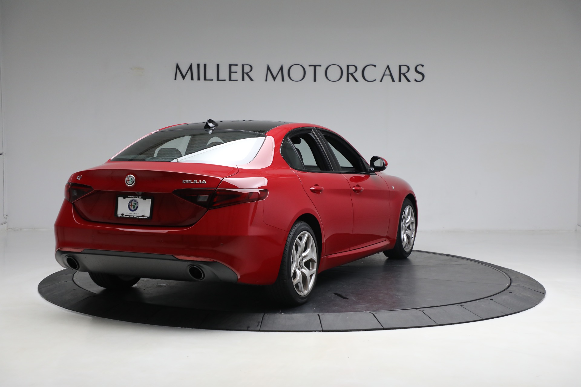 New 2023 Alfa Romeo Giulia Ti | St. Petersburg, FL
