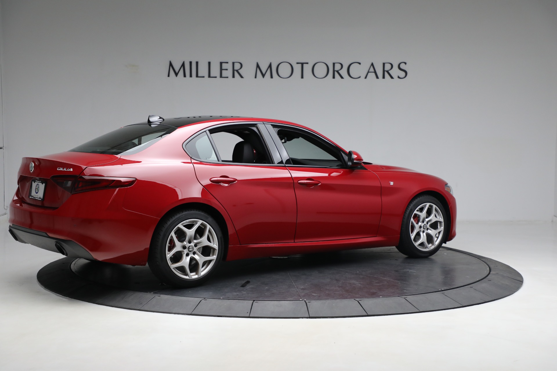 New 2023 Alfa Romeo Giulia Ti | St. Petersburg, FL