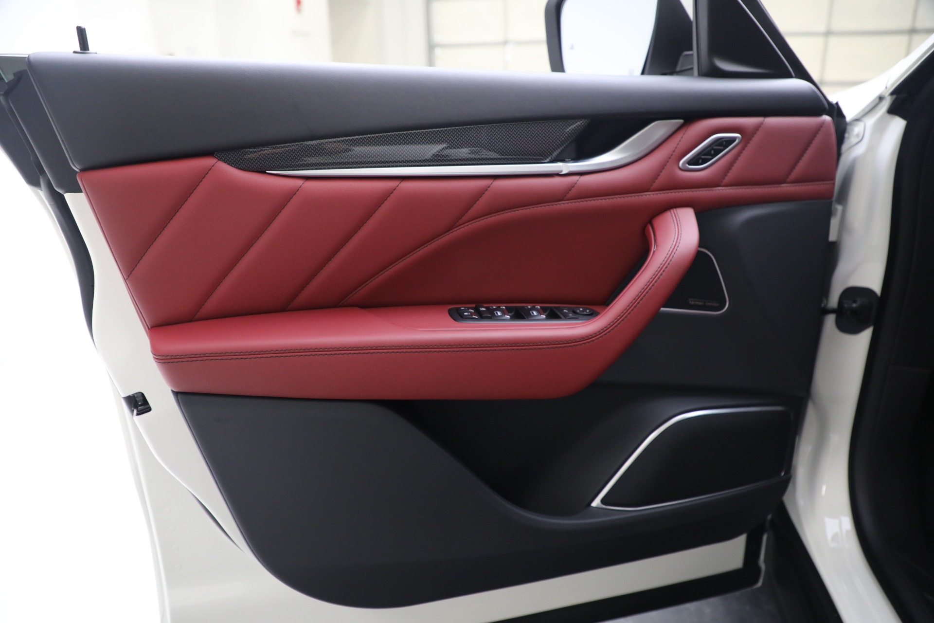 New 2023 Maserati Levante GT | St. Petersburg, FL
