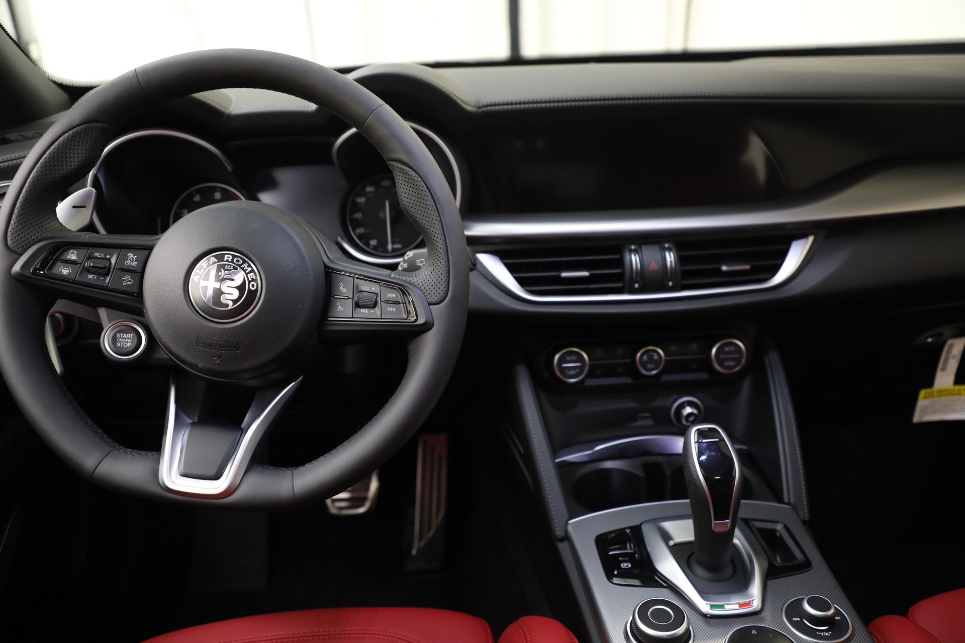 New 2023 Alfa Romeo Stelvio Veloce | St. Petersburg, FL