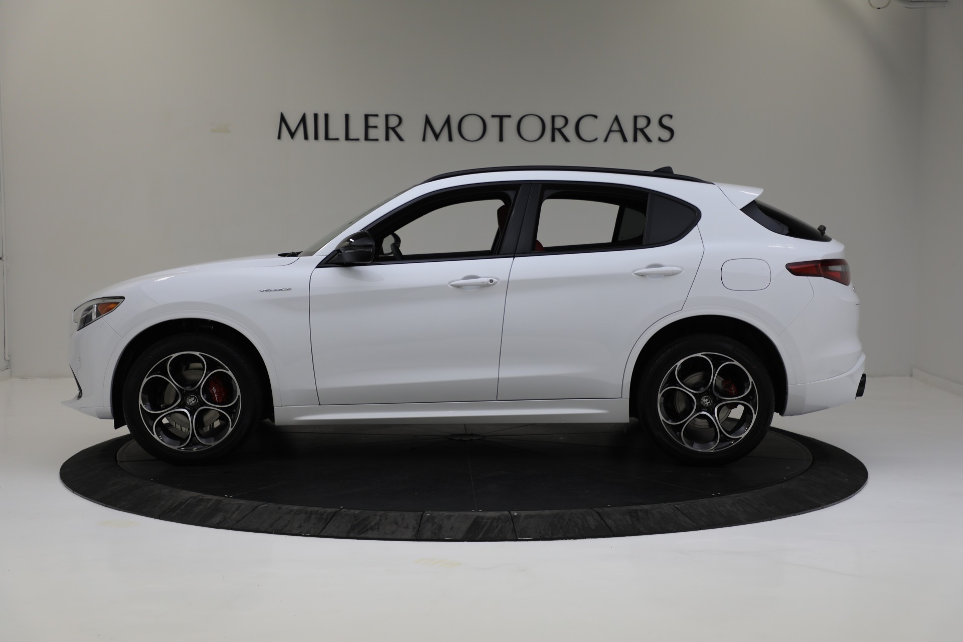 New 2023 Alfa Romeo Stelvio Veloce | St. Petersburg, FL