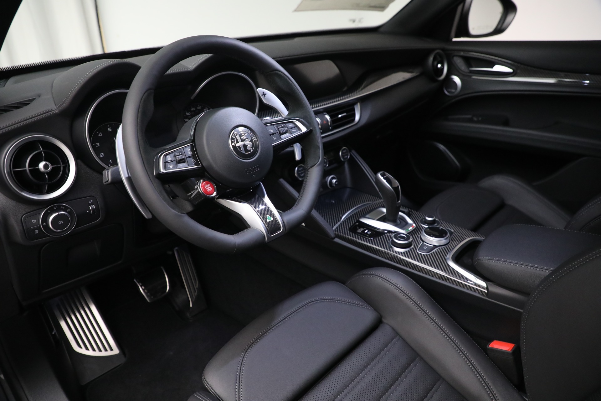 New 2023 Alfa Romeo Stelvio Quadrifoglio | St. Petersburg, FL