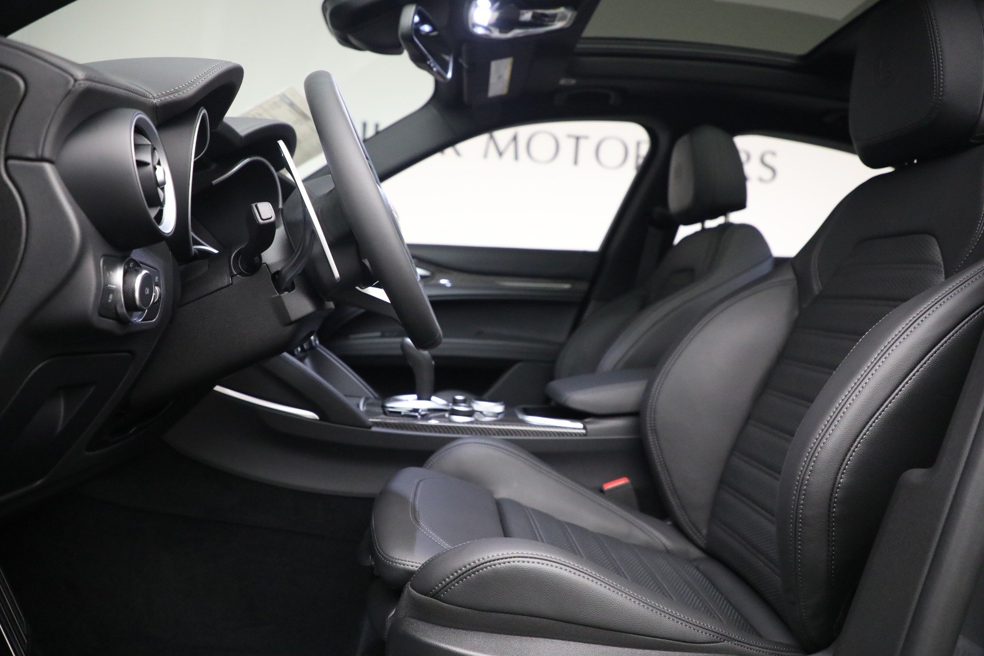 New 2023 Alfa Romeo Stelvio Quadrifoglio | St. Petersburg, FL
