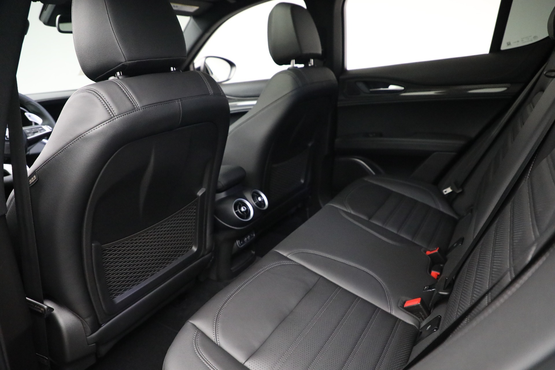 New 2023 Alfa Romeo Stelvio Quadrifoglio | St. Petersburg, FL
