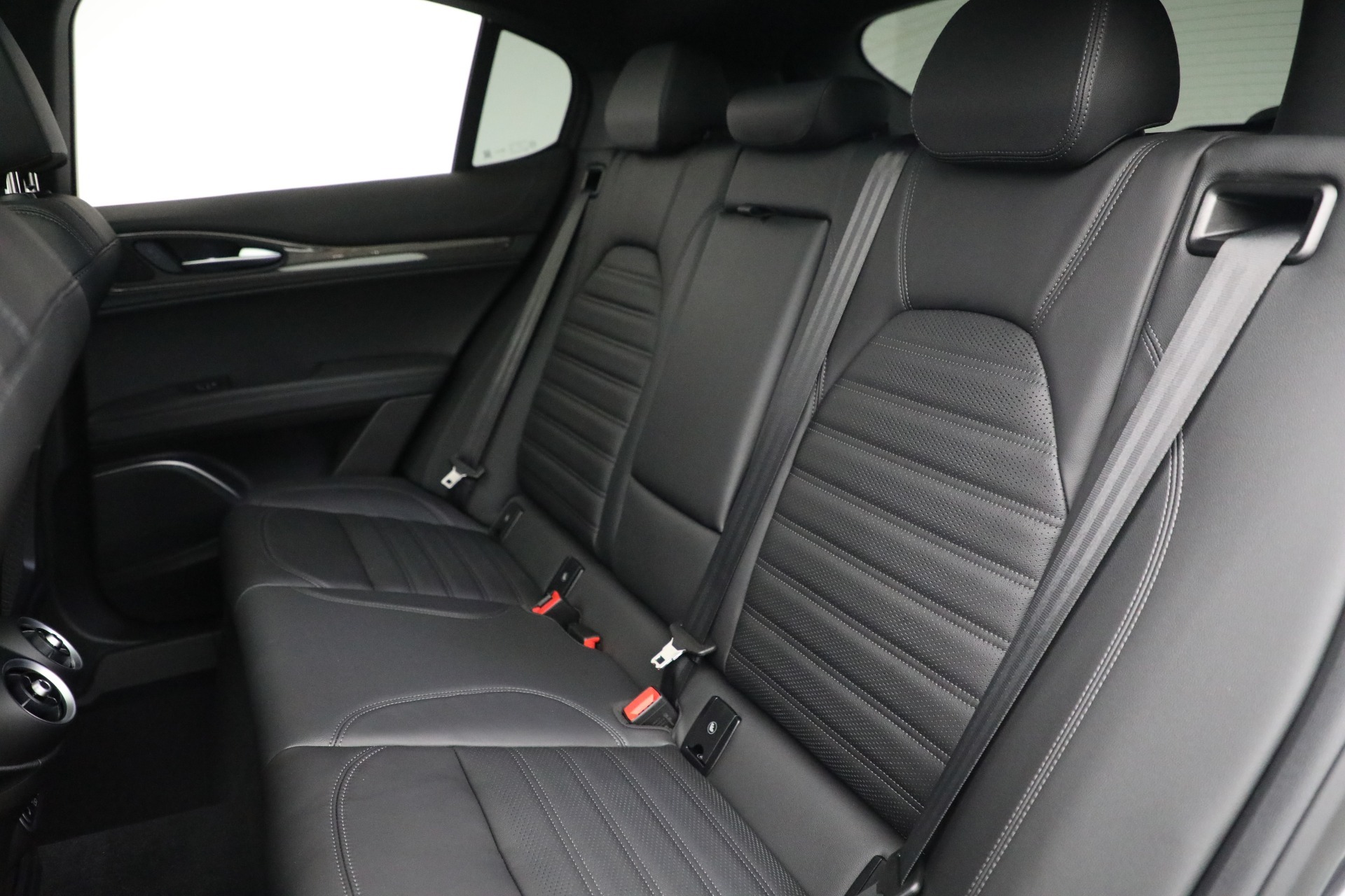 New 2023 Alfa Romeo Stelvio Quadrifoglio | St. Petersburg, FL
