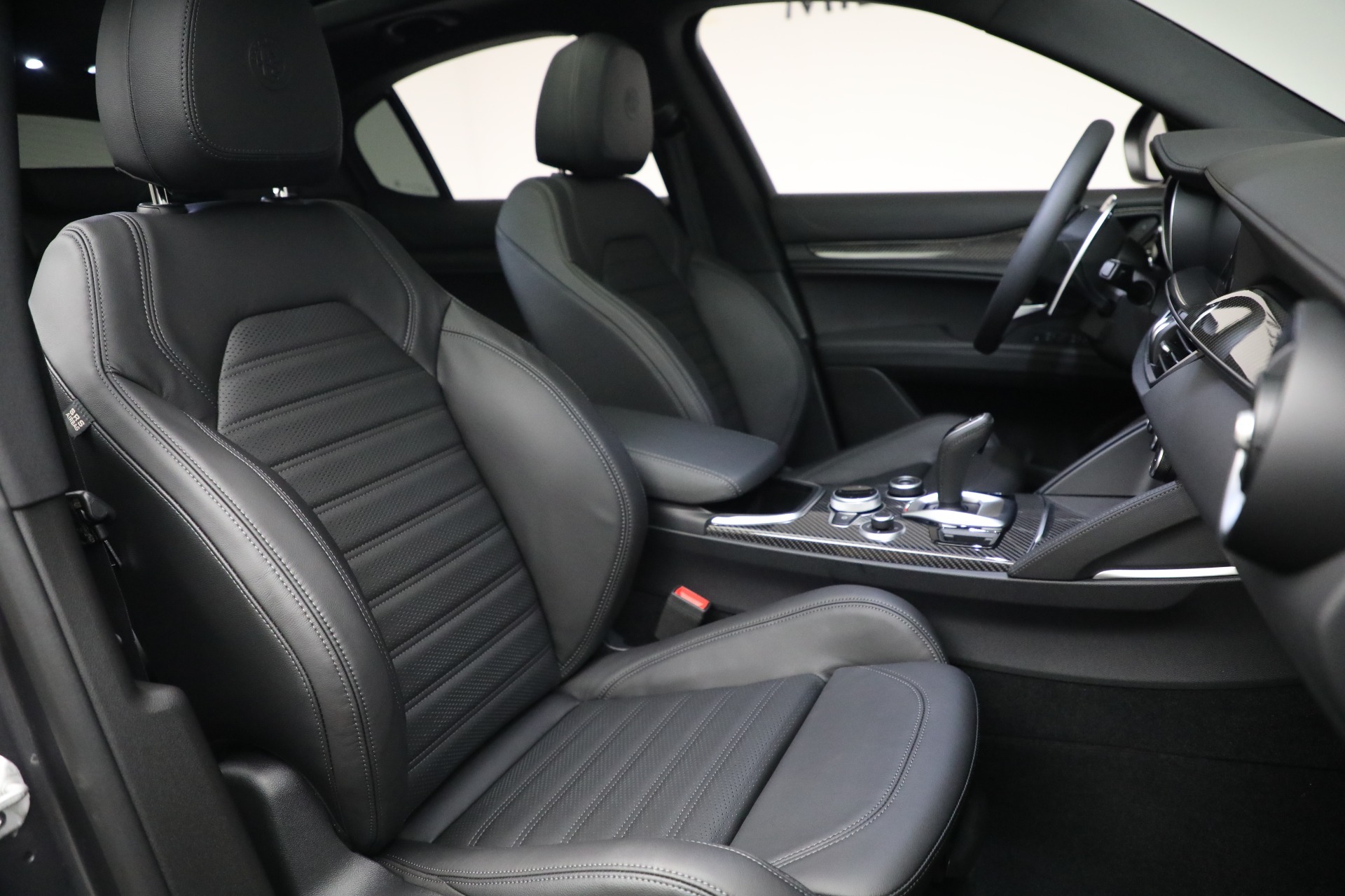New 2023 Alfa Romeo Stelvio Quadrifoglio | St. Petersburg, FL