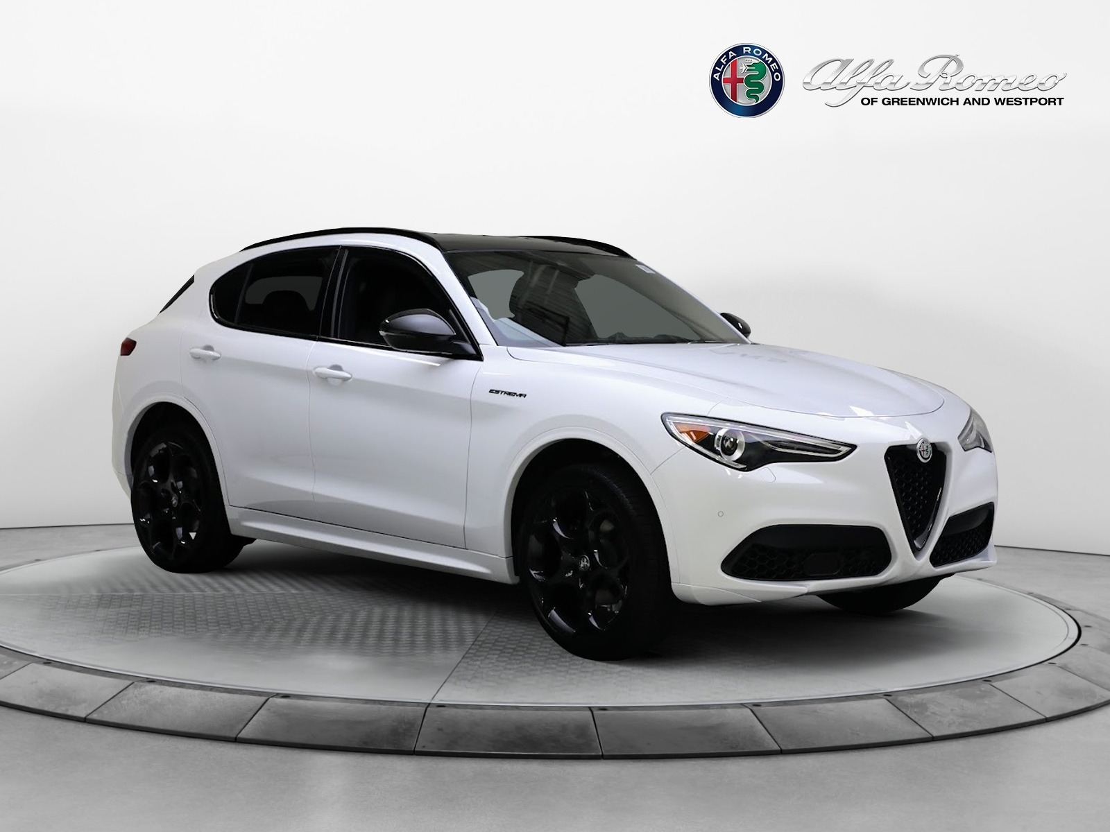 New 2023 Alfa Romeo Stelvio Estrema | St. Petersburg, FL